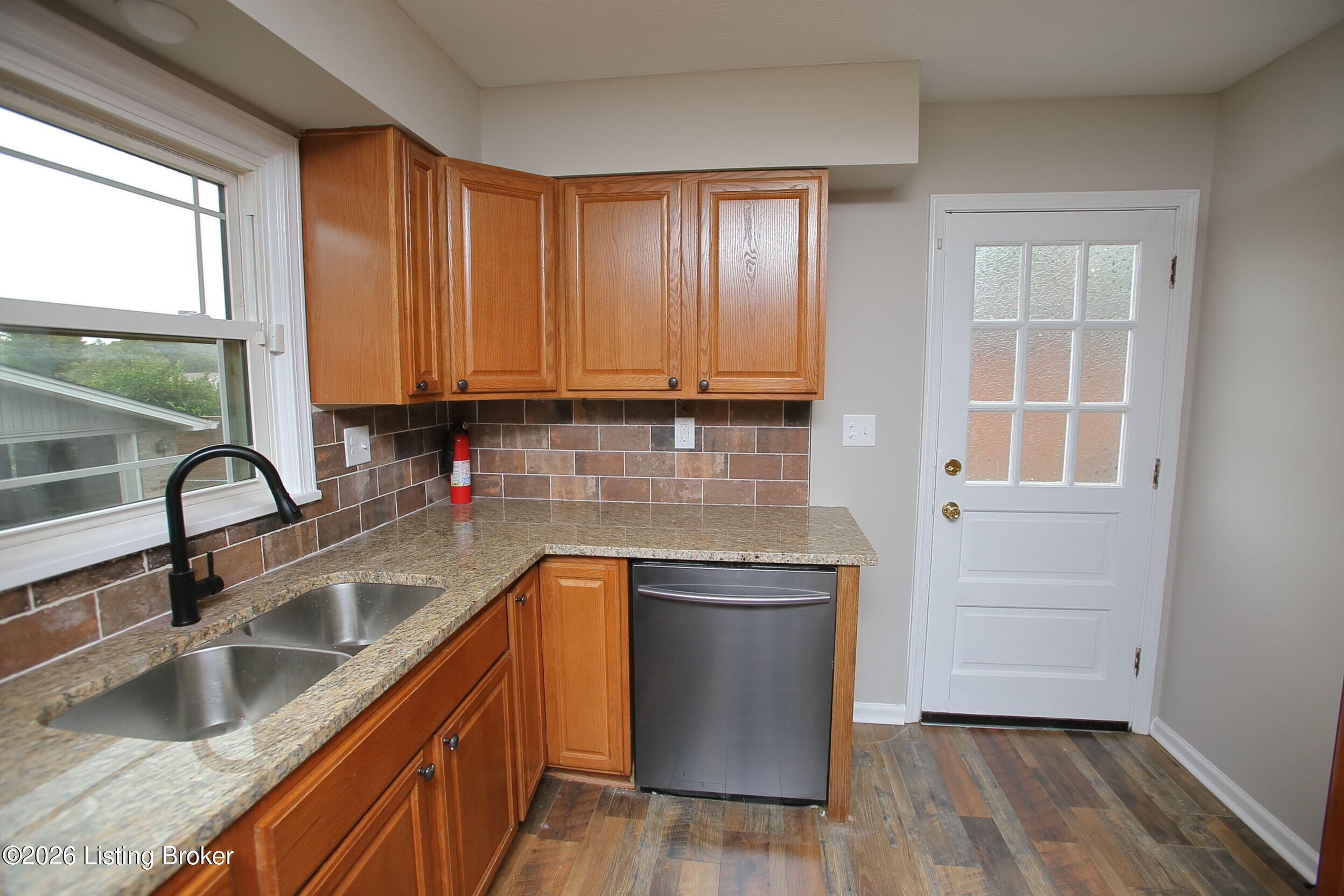 3509 Locklee Rd Property Photo 19