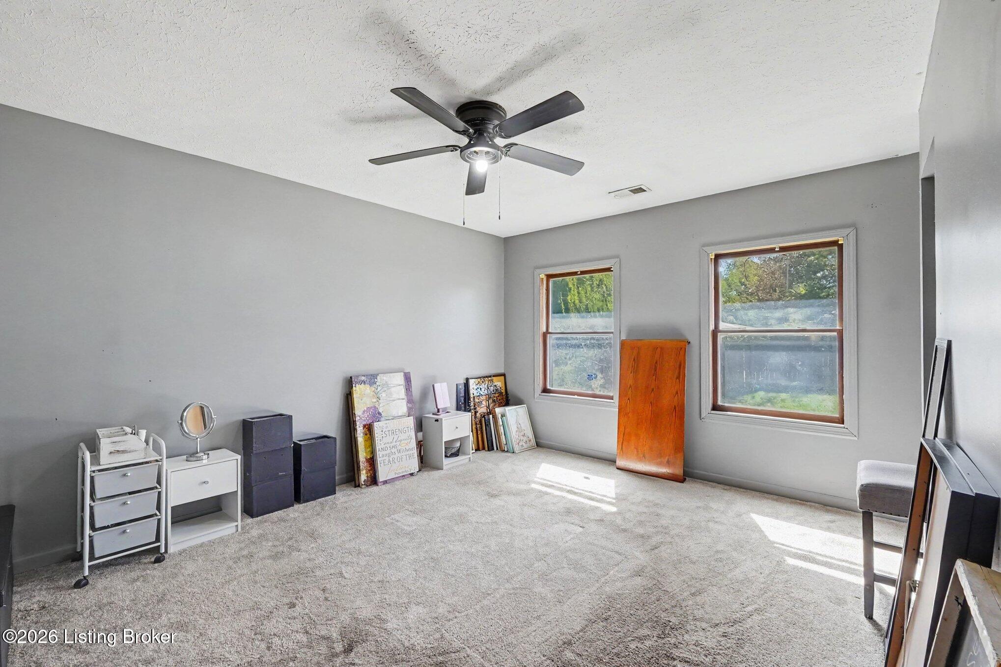 119 Sphere St Property Photo 14