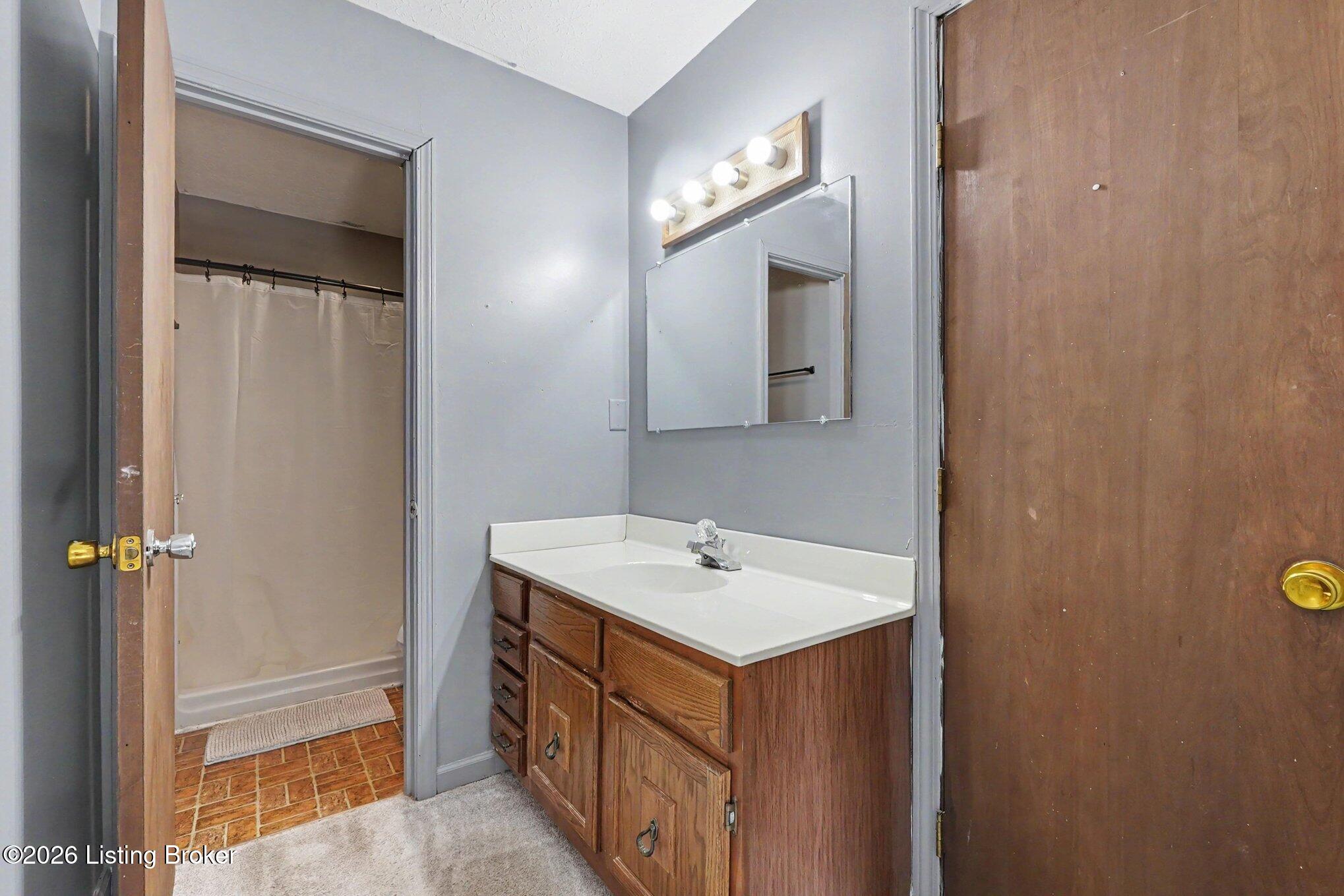 119 Sphere St Property Photo 23