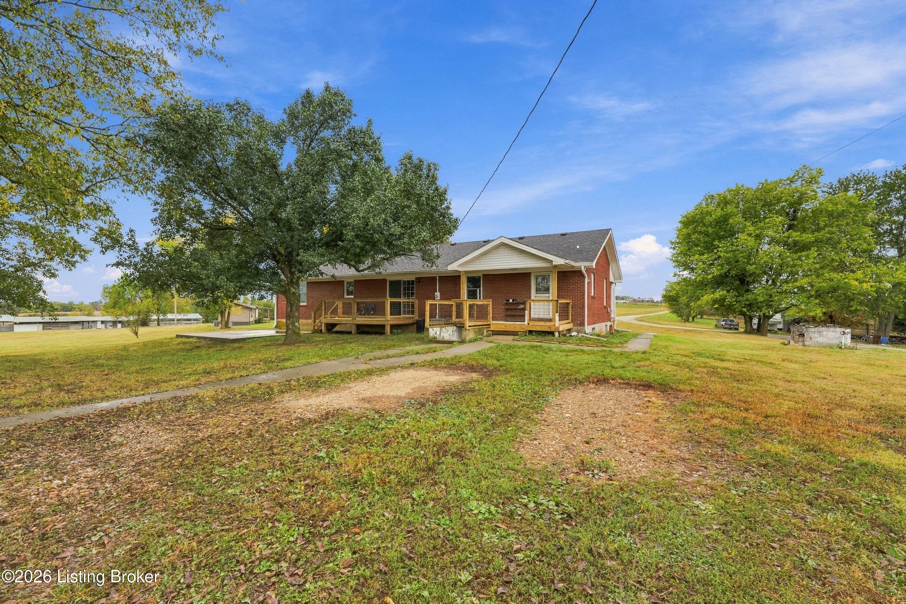 722 Claybrooke Ln Property Photo 15