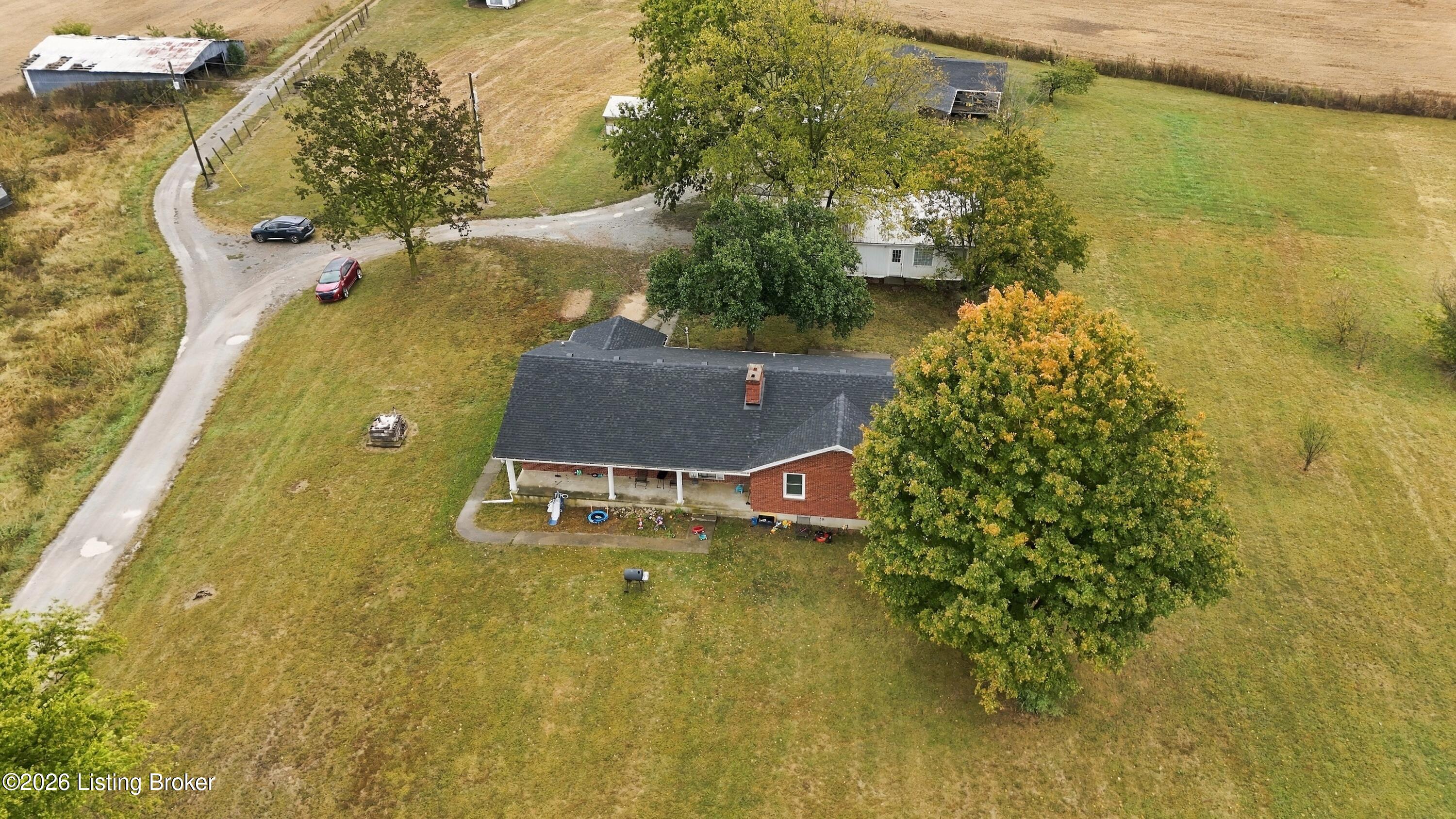 722 Claybrooke Ln Property Photo 16