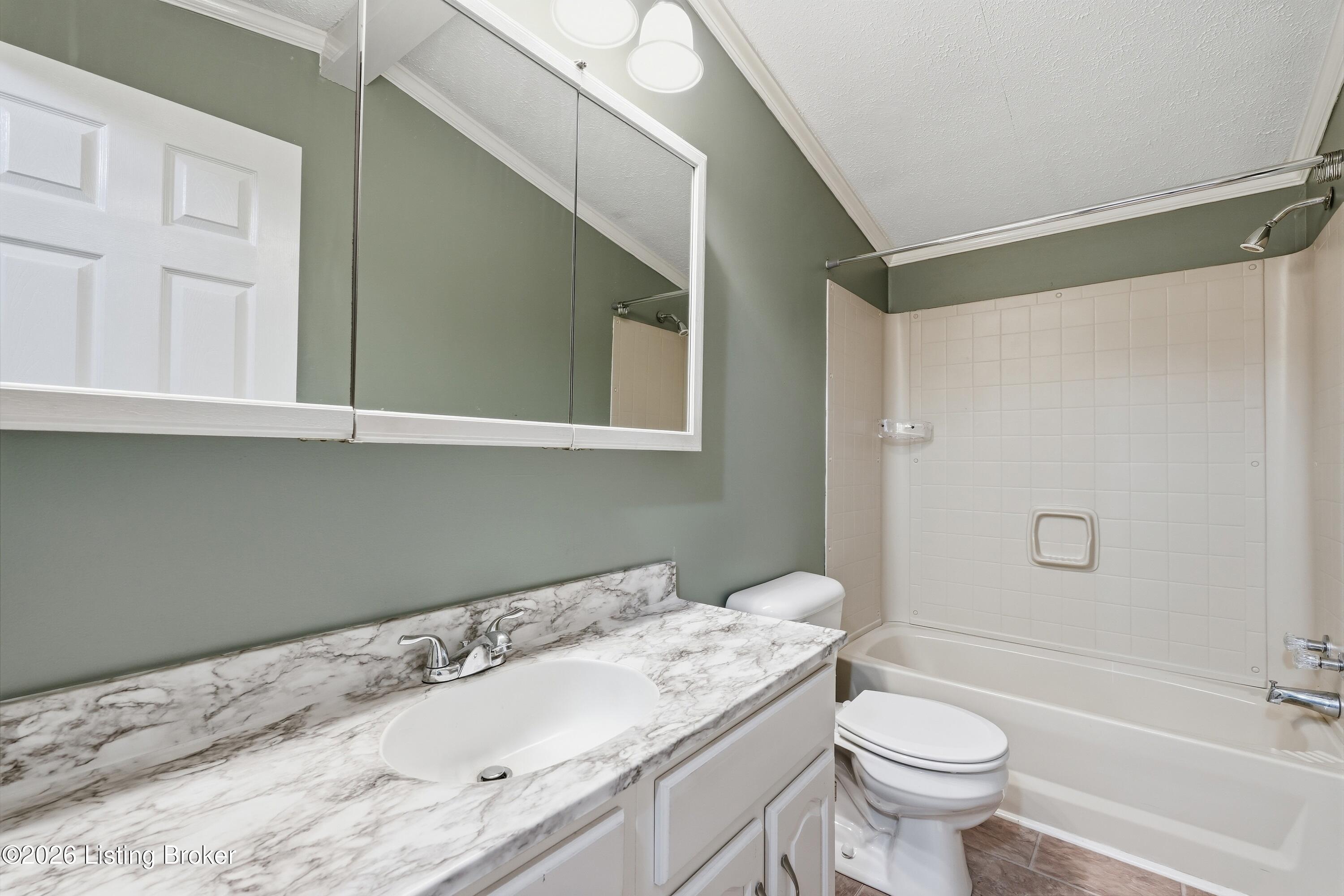 722 Claybrooke Ln Property Photo 36