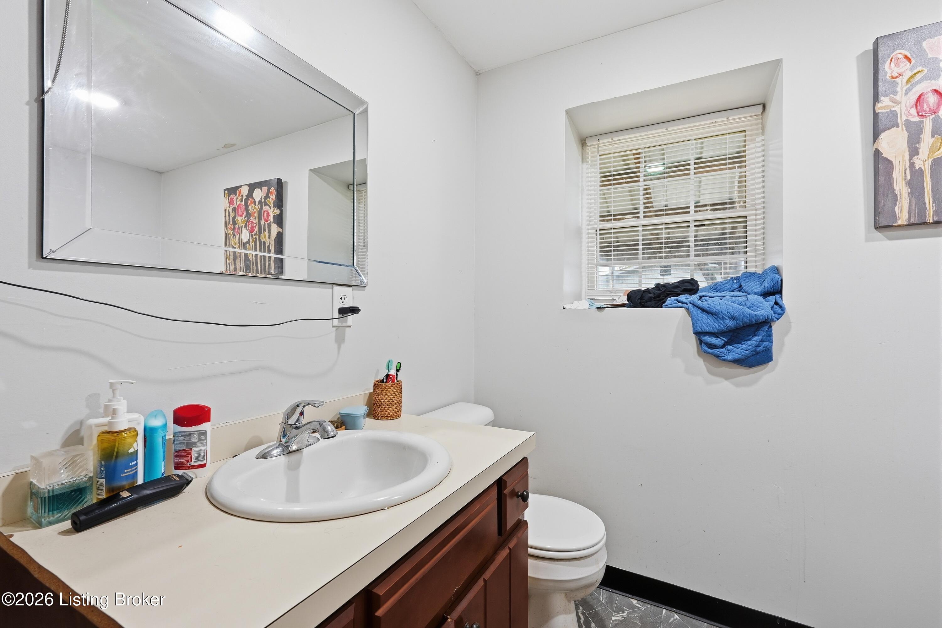 722 Claybrooke Ln Property Photo 49