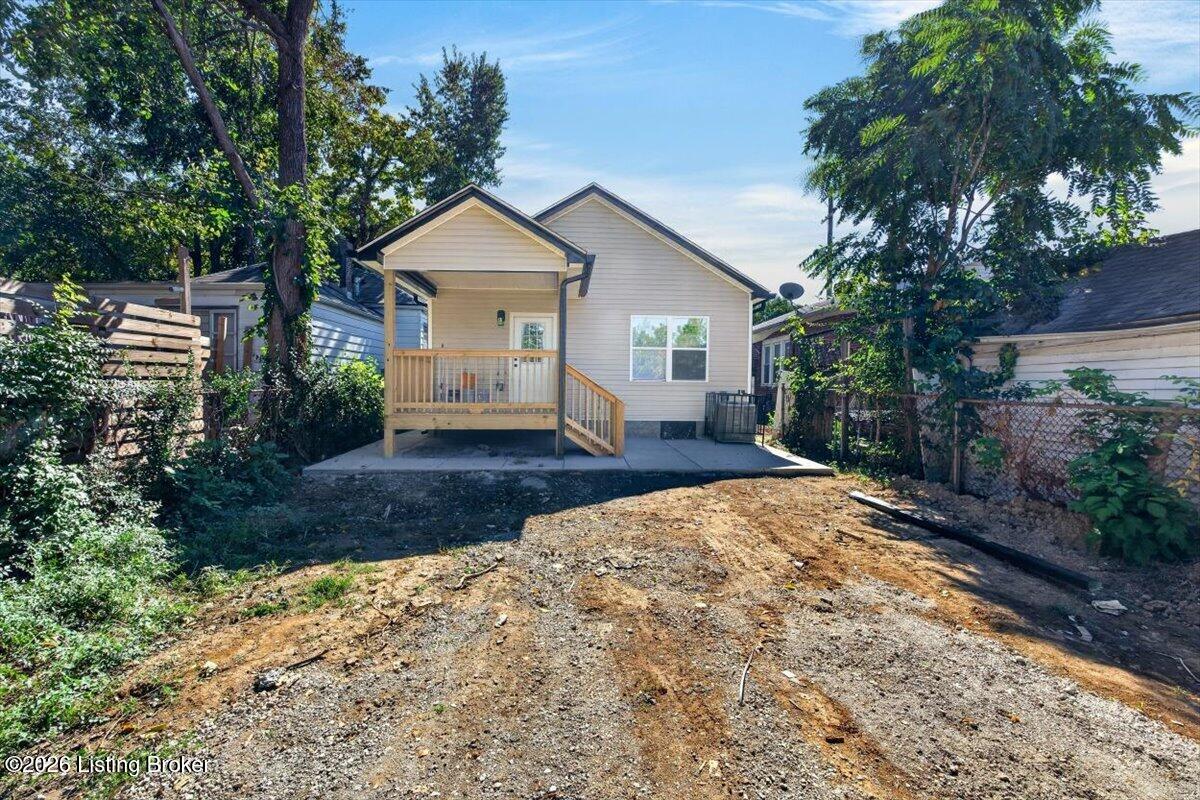3523 Greenwood Ave Property Photo 27