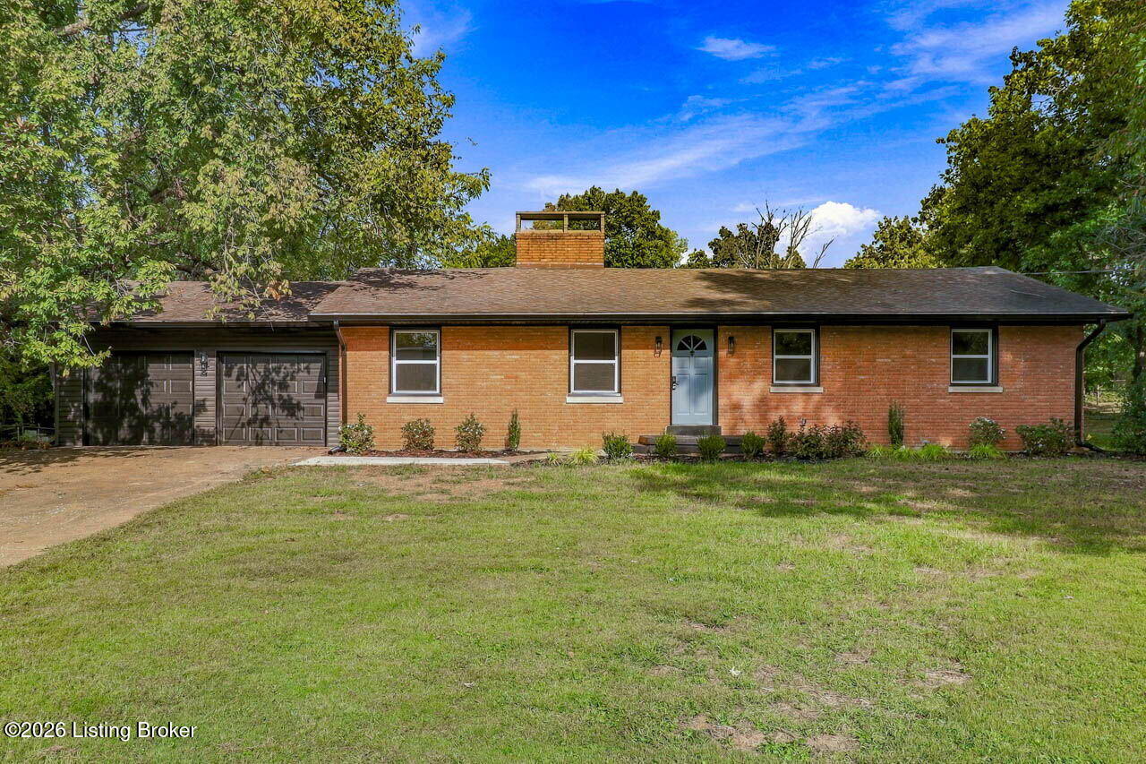 386 S Deepwood Dr Property Photo 1