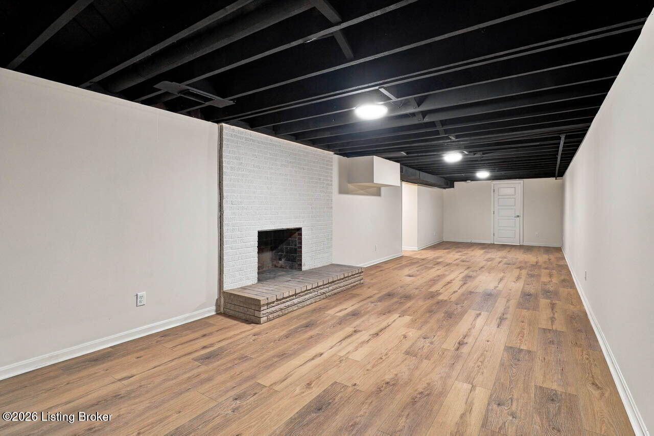 386 S Deepwood Dr Property Photo 44