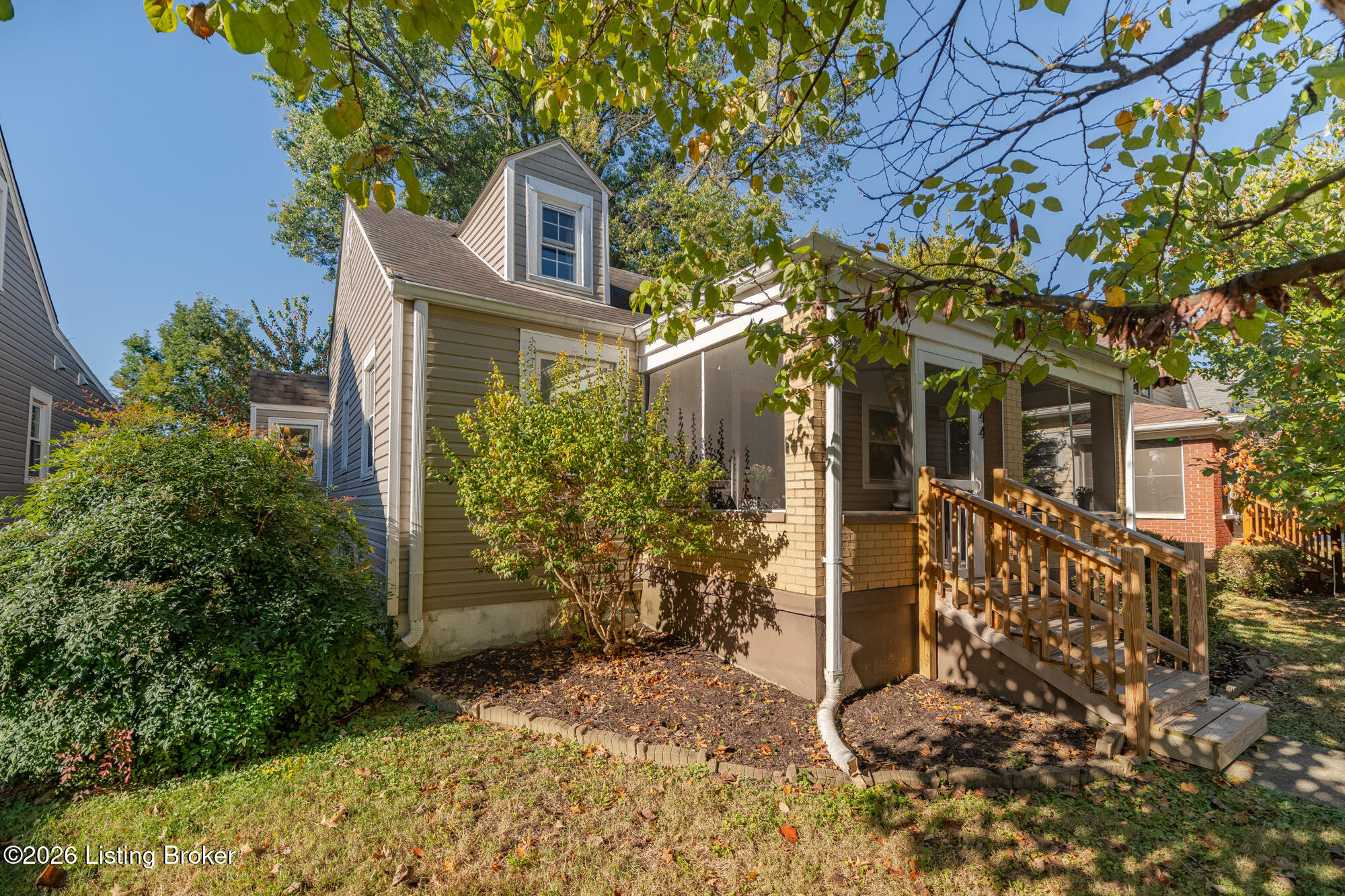 1144 Saint Michael St Property Photo 1