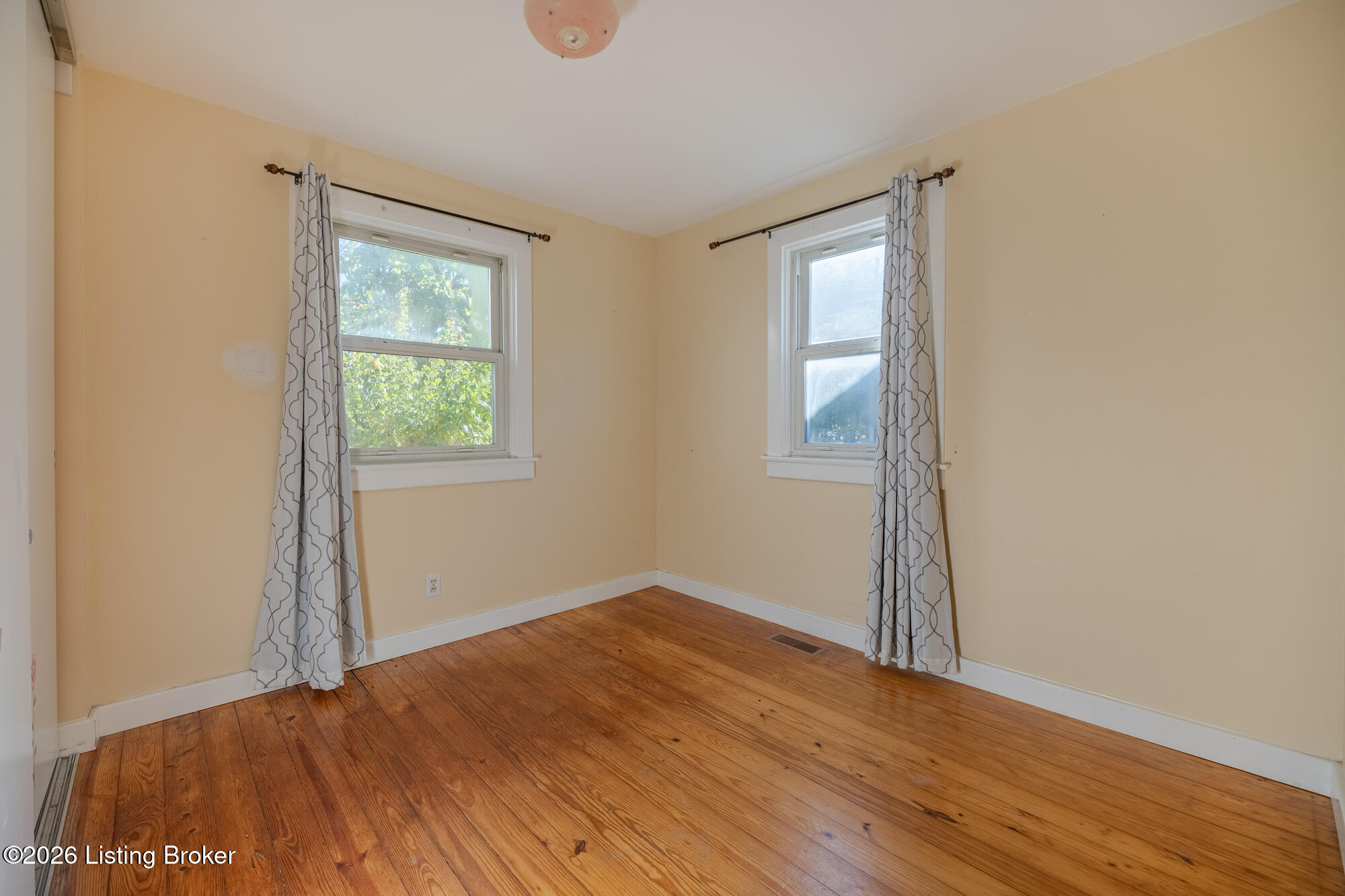 1144 Saint Michael St Property Photo 17