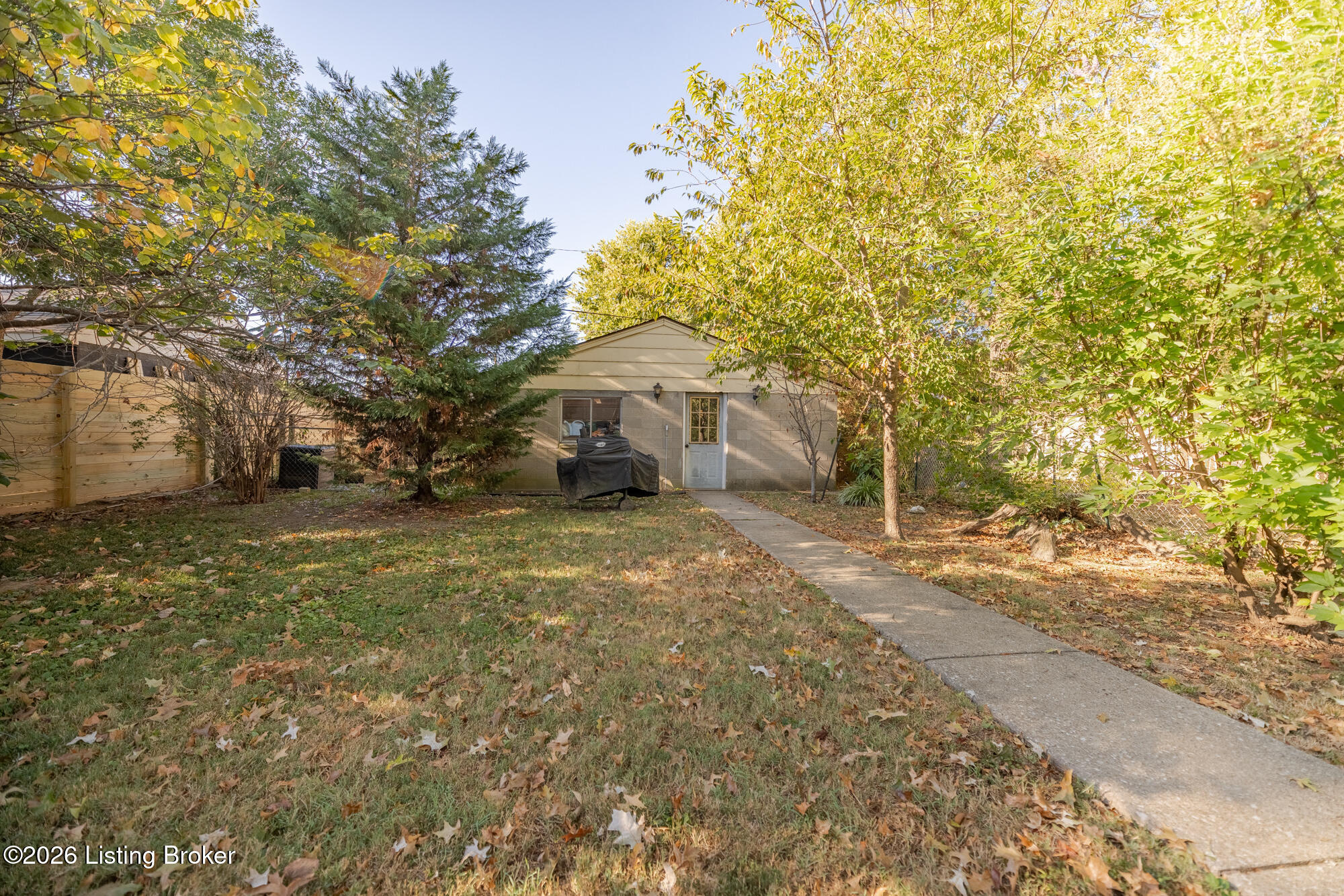 1144 Saint Michael St Property Photo 26