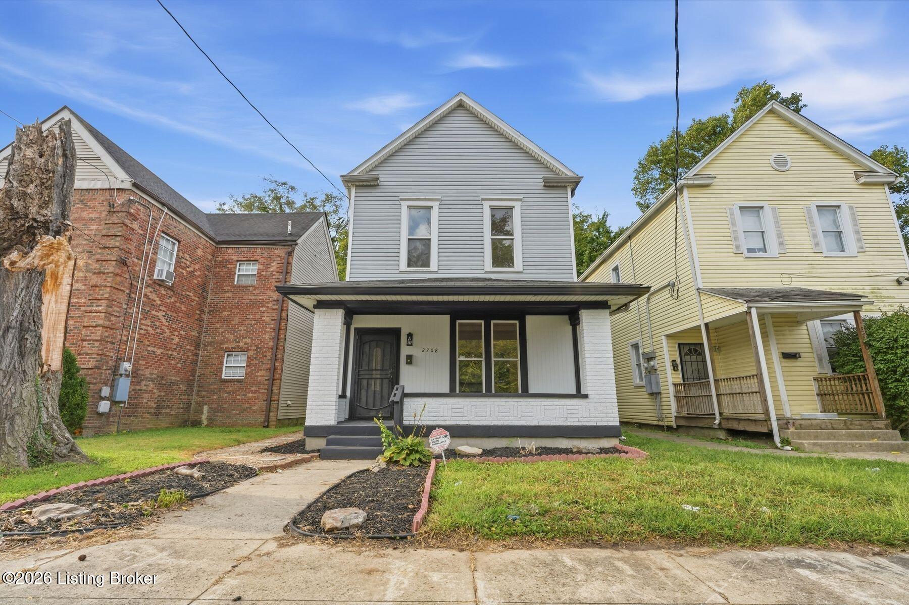 2708 Woodland Ave Property Photo 1