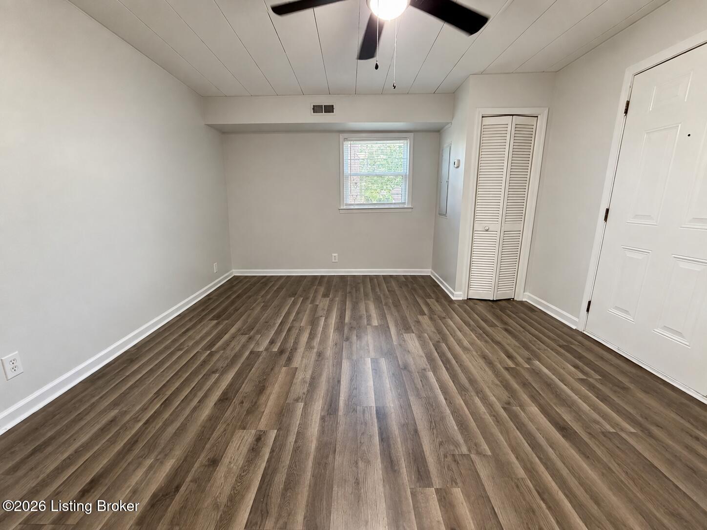 1196 Innis Ct 2 Property Photo 2