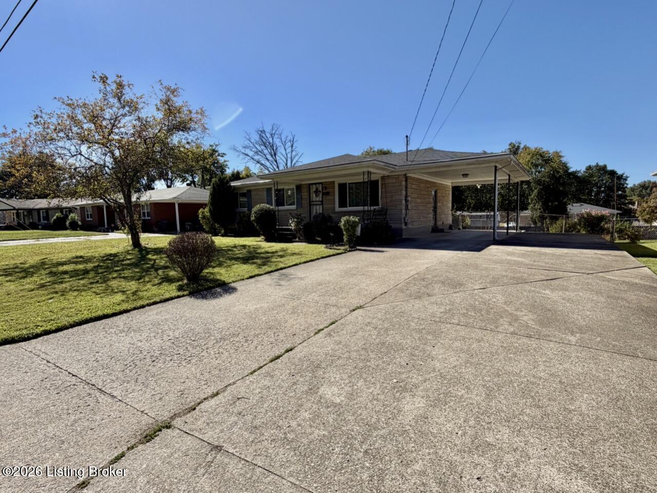 5604 Sterling Dr Property Photo 2