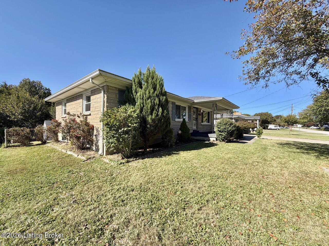 5604 Sterling Dr Property Photo 4