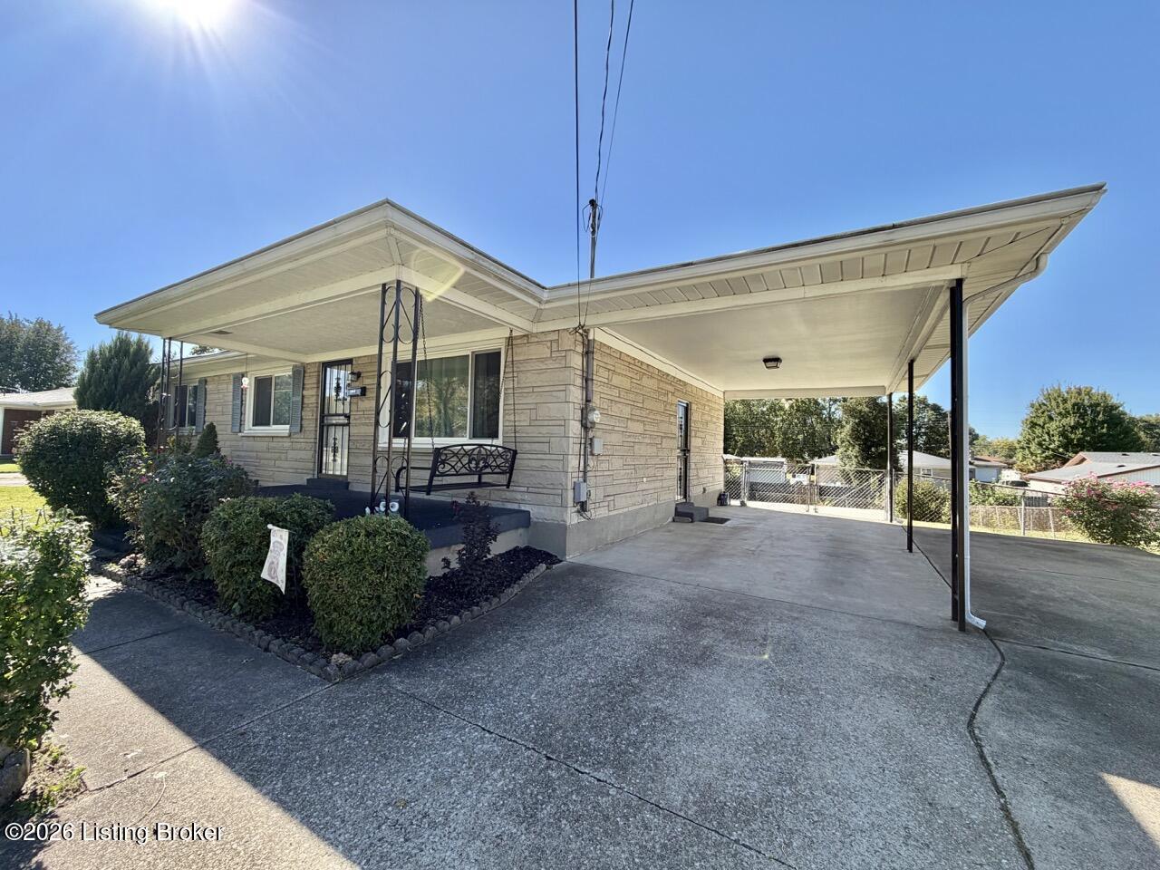 5604 Sterling Dr Property Photo 5