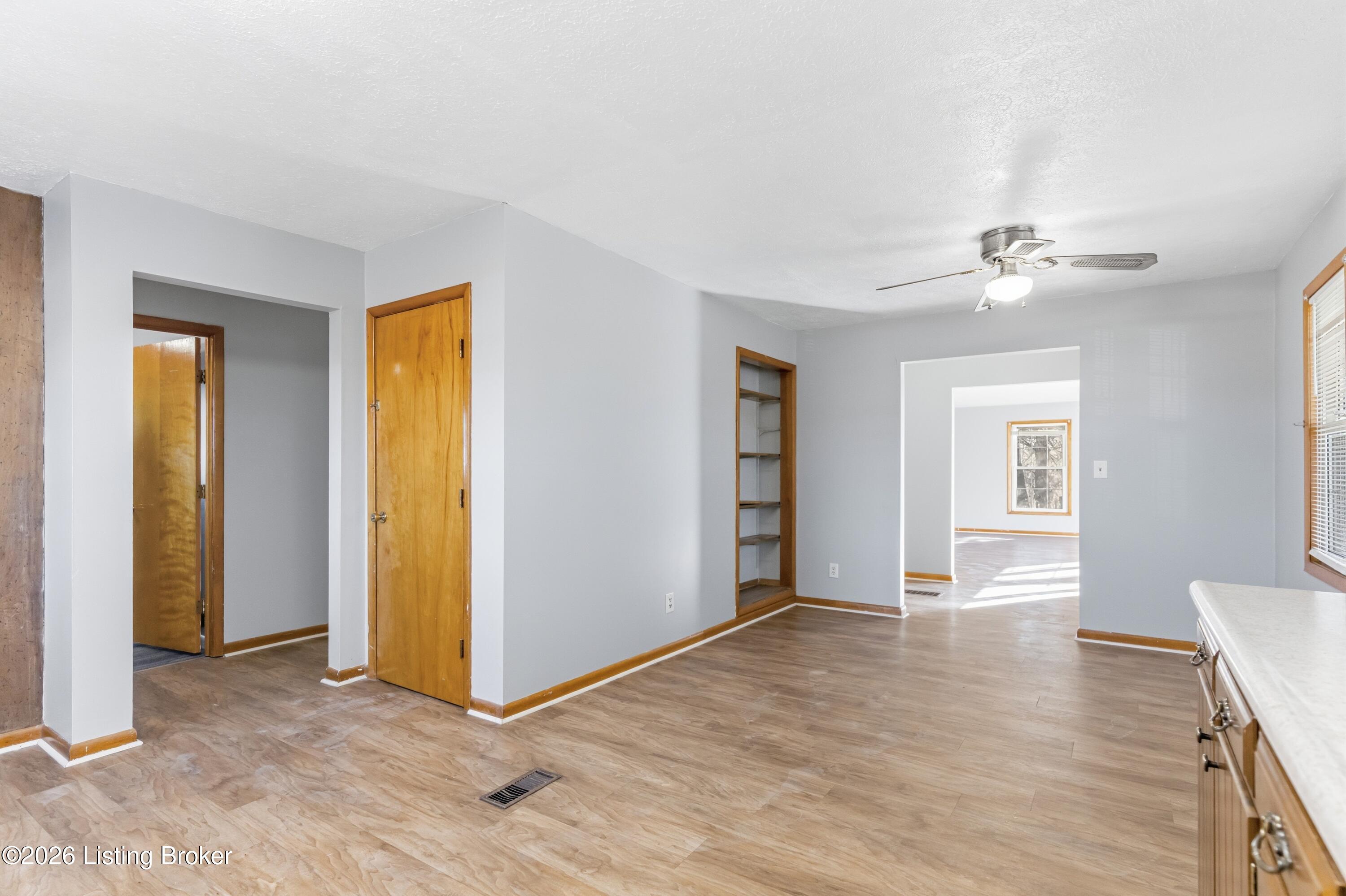 1361 Old State Rd Property Photo 11