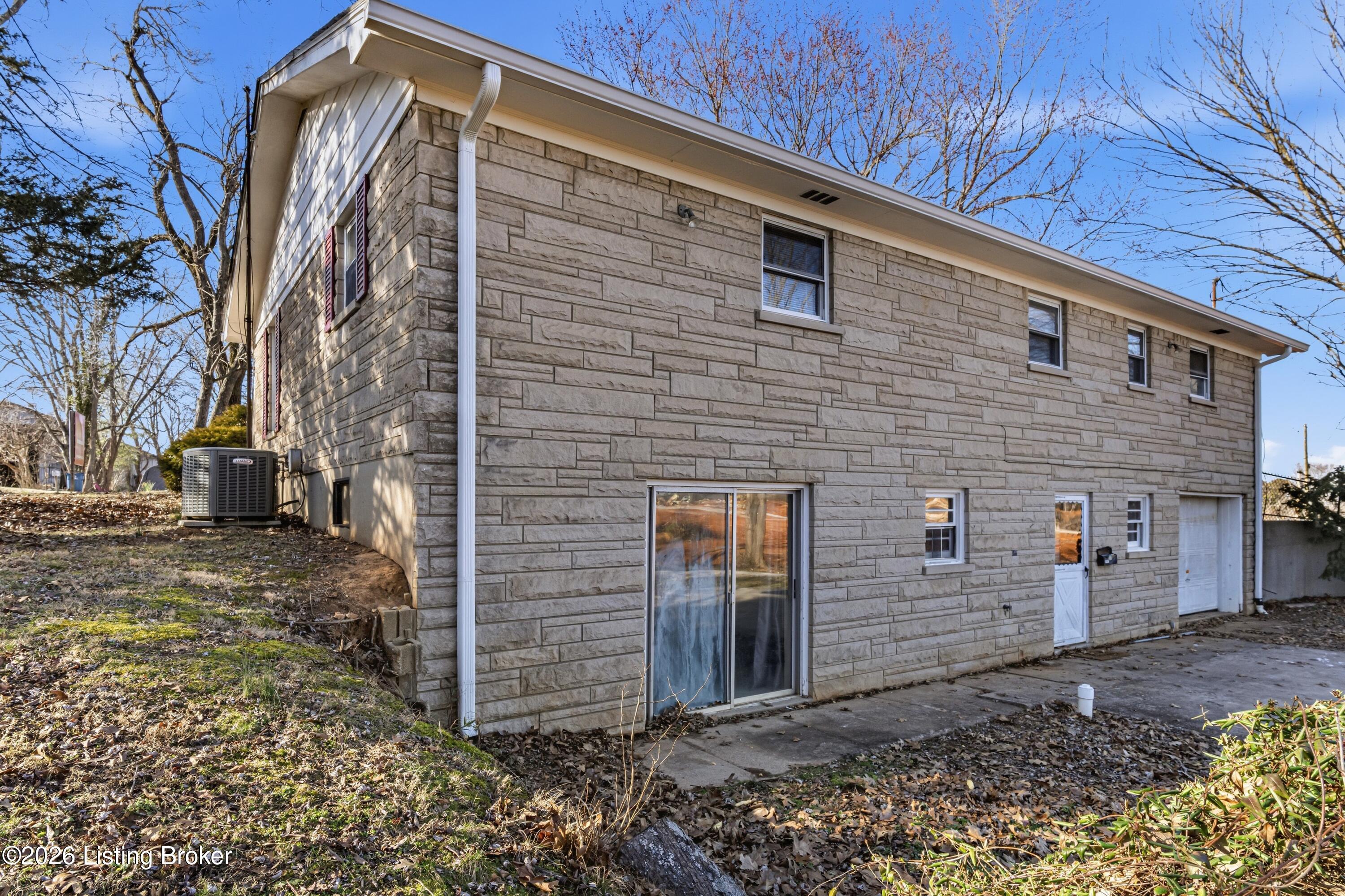 1361 Old State Rd Property Photo 35
