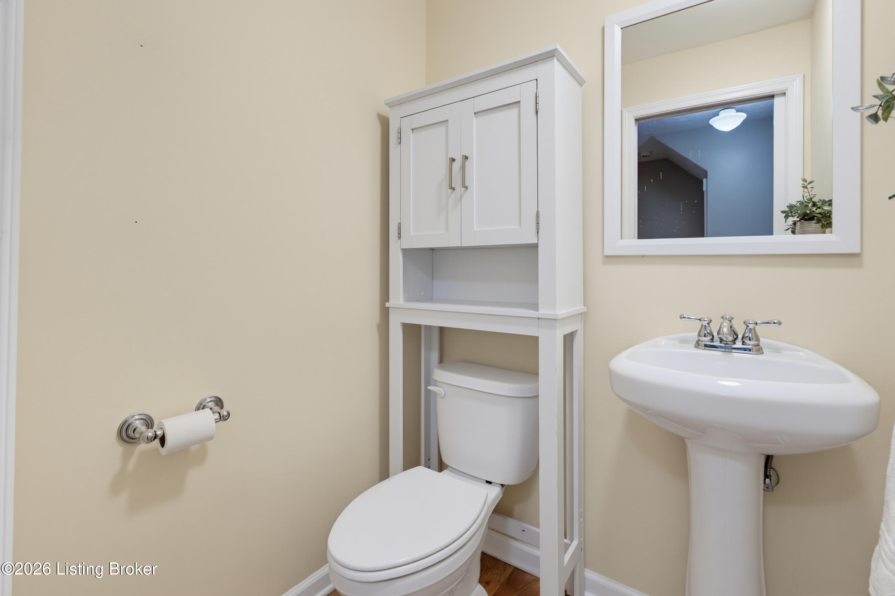 302 Iola Rd Property Photo 17