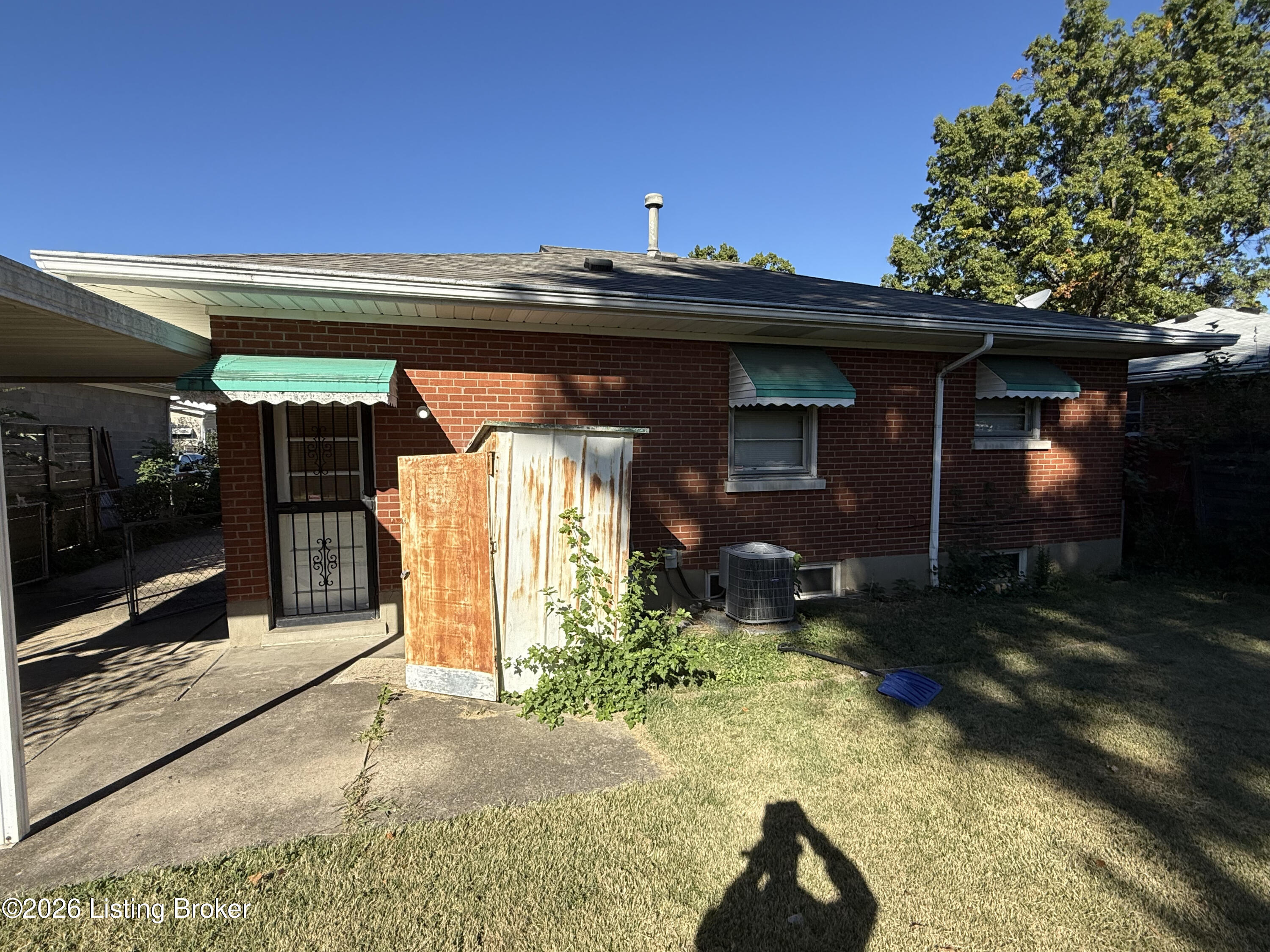4843 S 4th St Property Photo 17