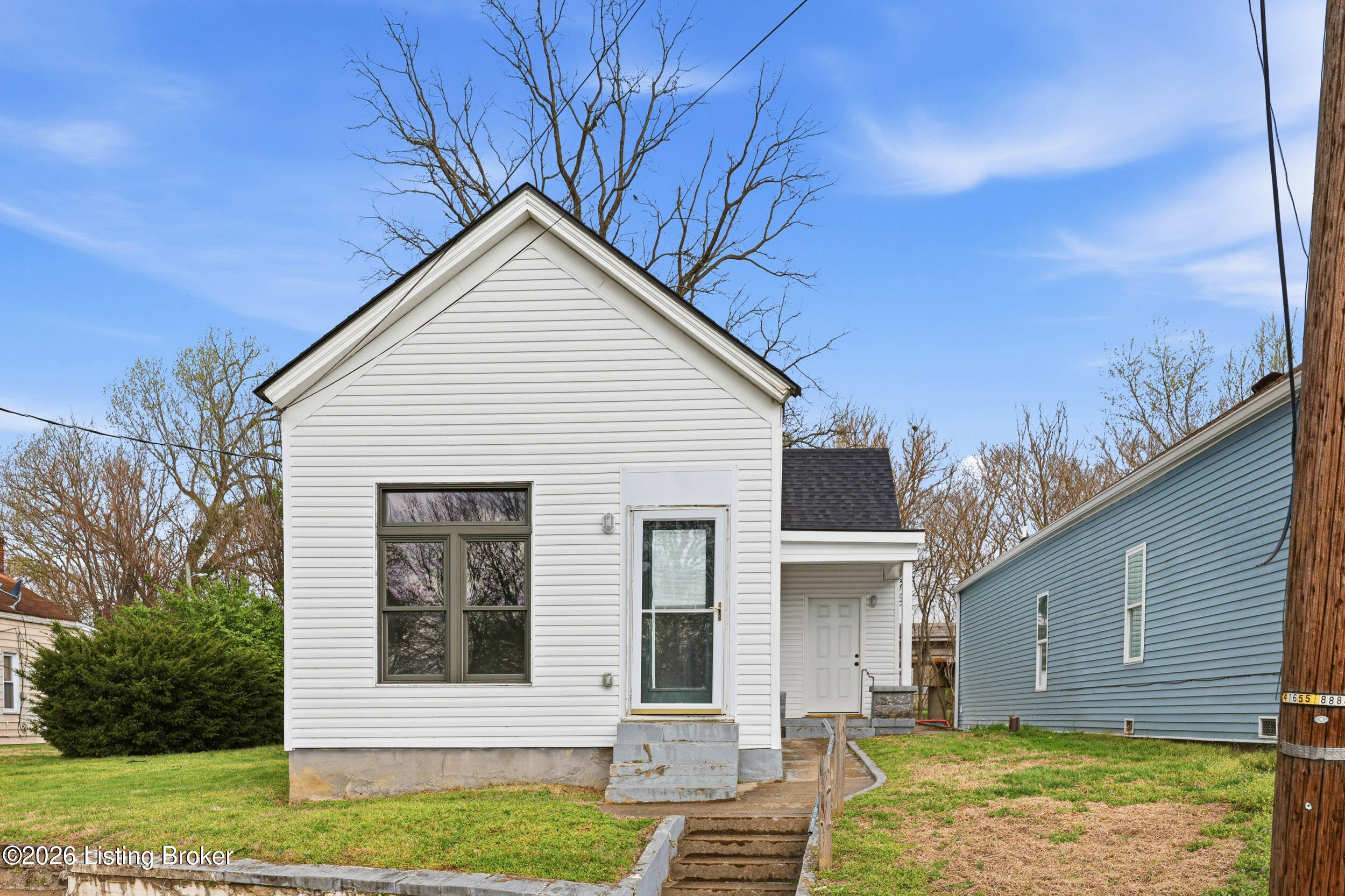 2715 Northwestern Pkwy Property Photo 1