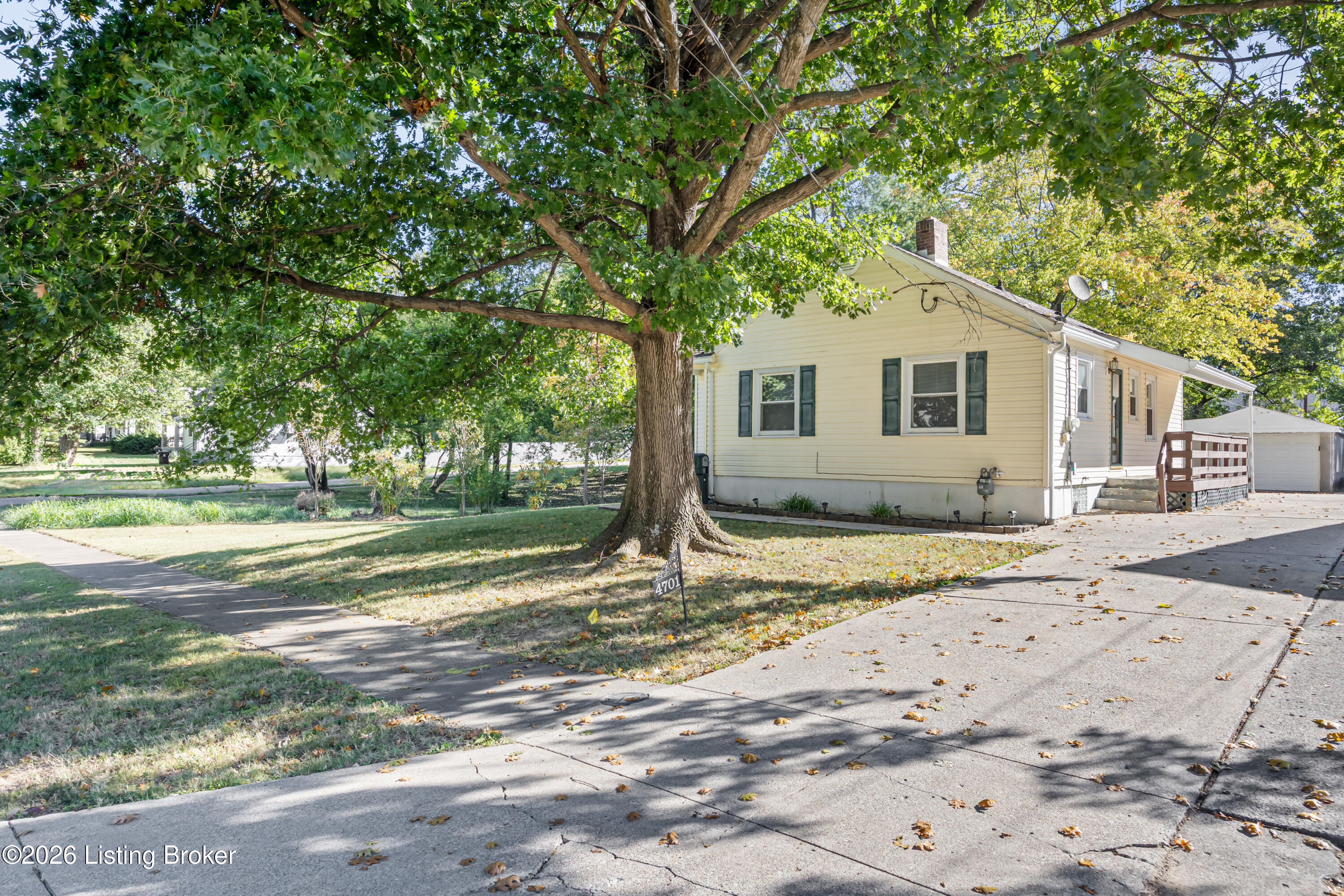 4701 Cliff Ave Property Photo 4