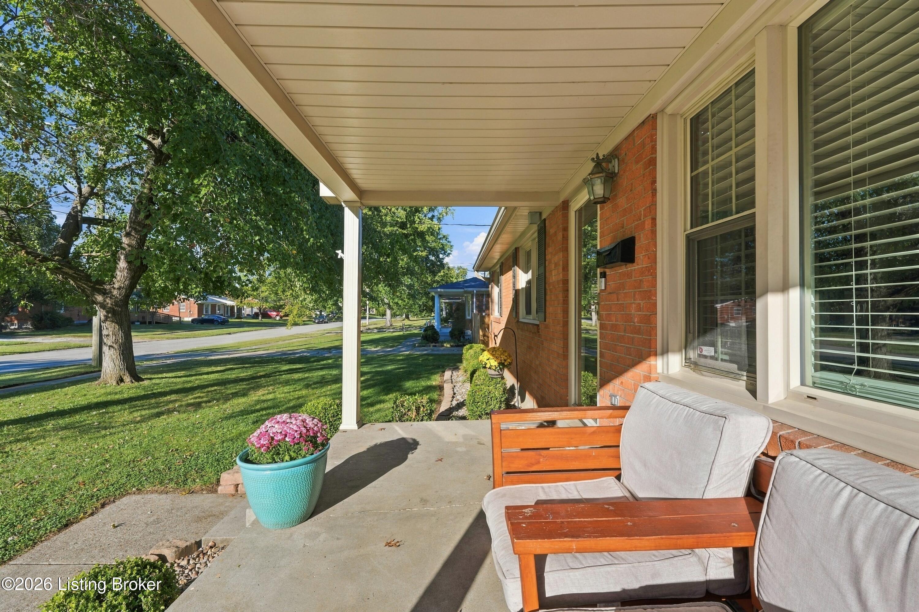 7007 Meihaus Way Property Photo 3