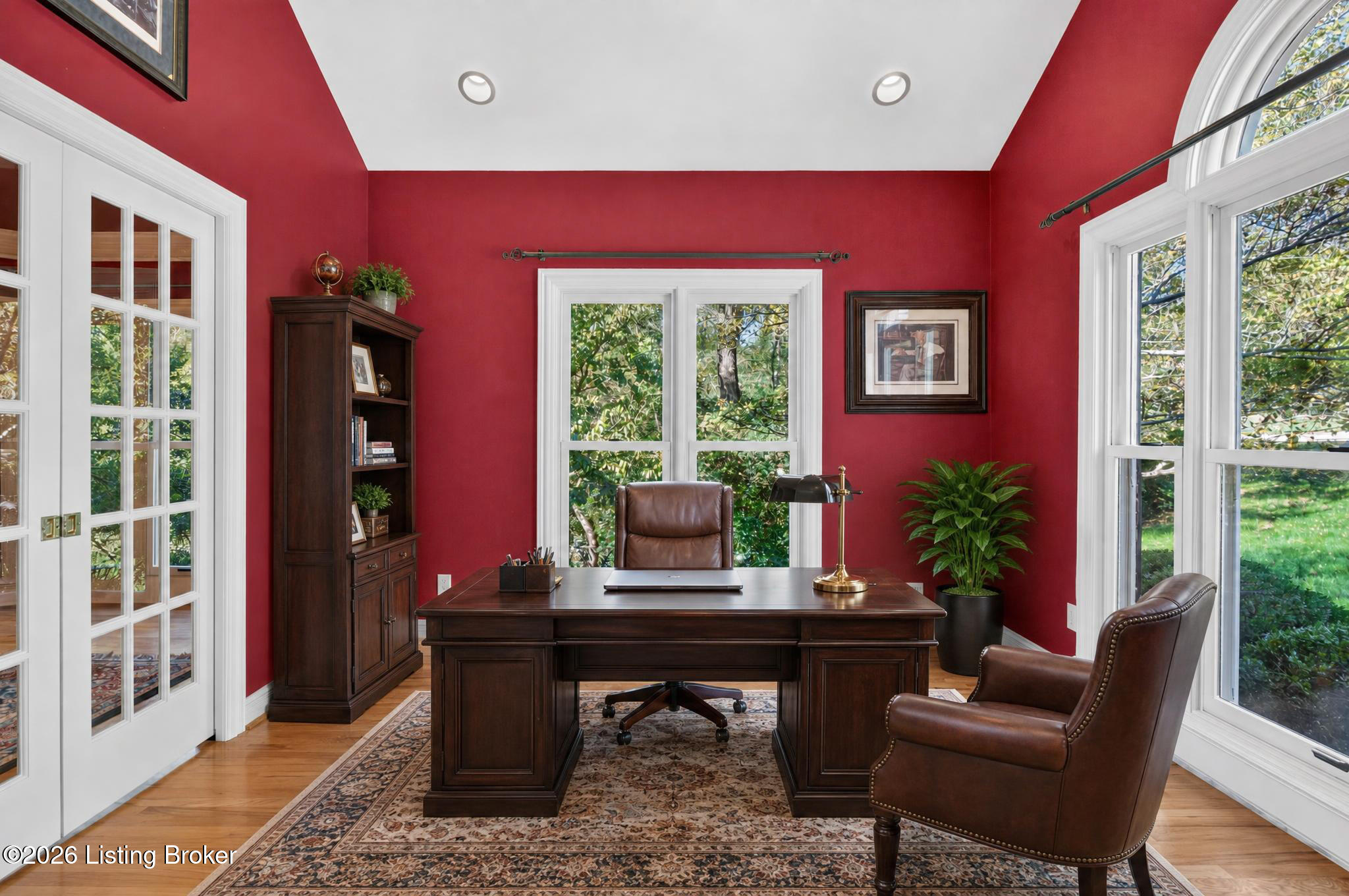 11812 Lakestone Way Property Photo 8