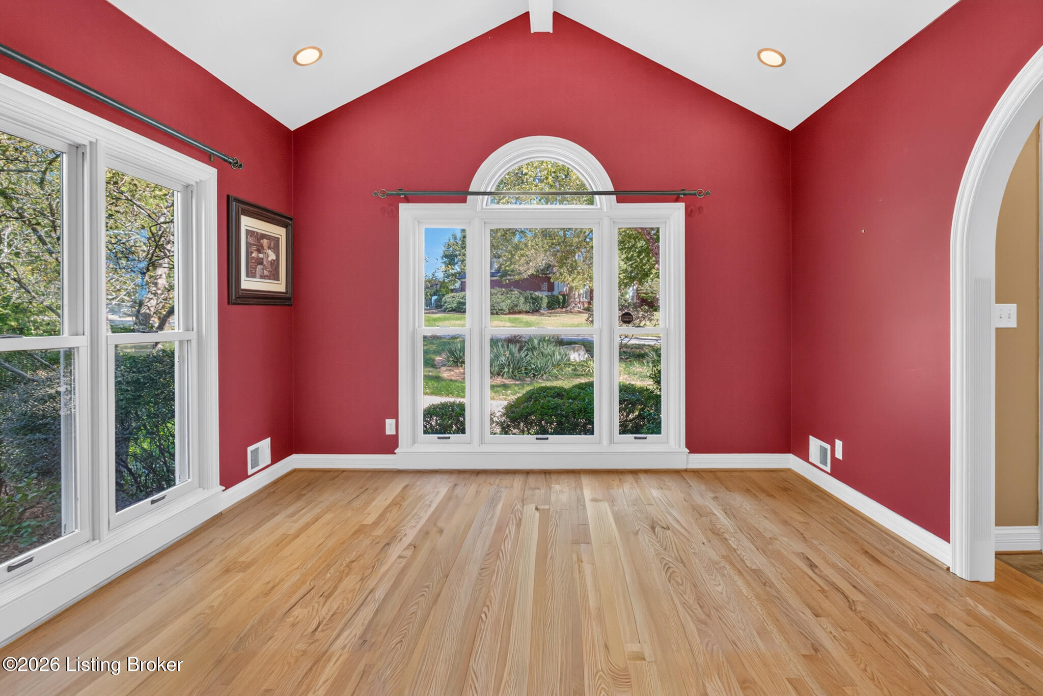 11812 Lakestone Way Property Photo 9