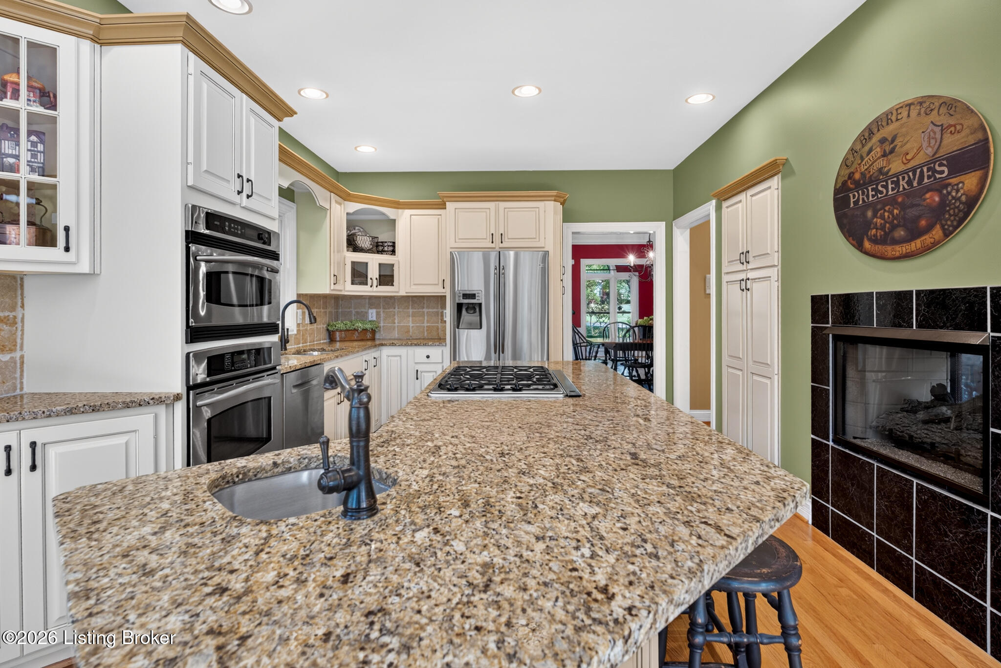 11812 Lakestone Way Property Photo 17