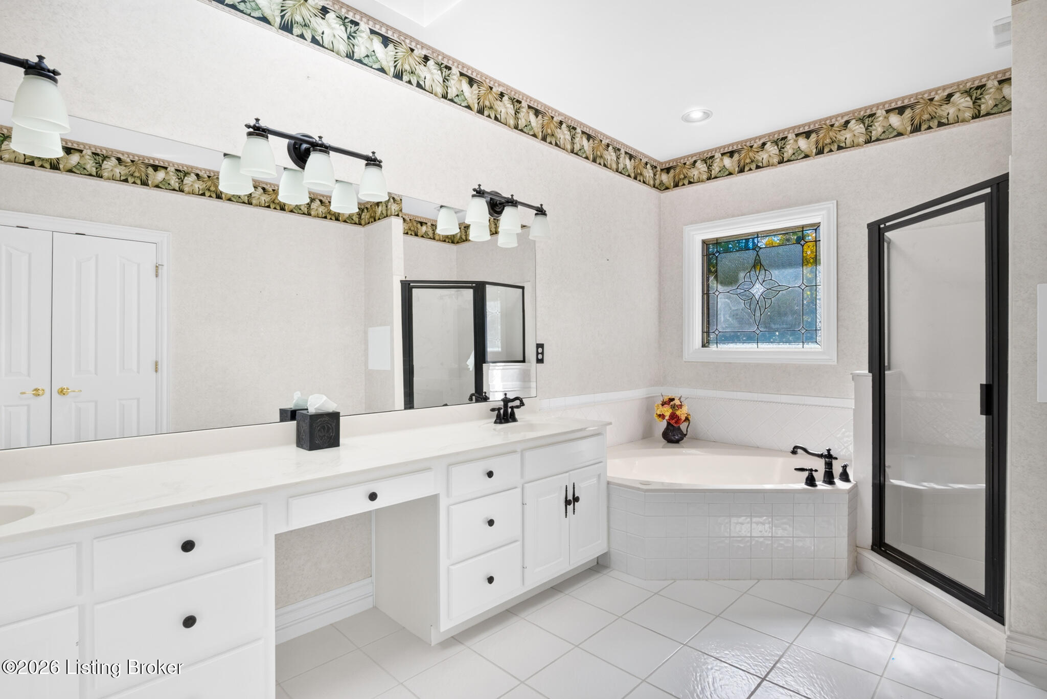 11812 Lakestone Way Property Photo 26