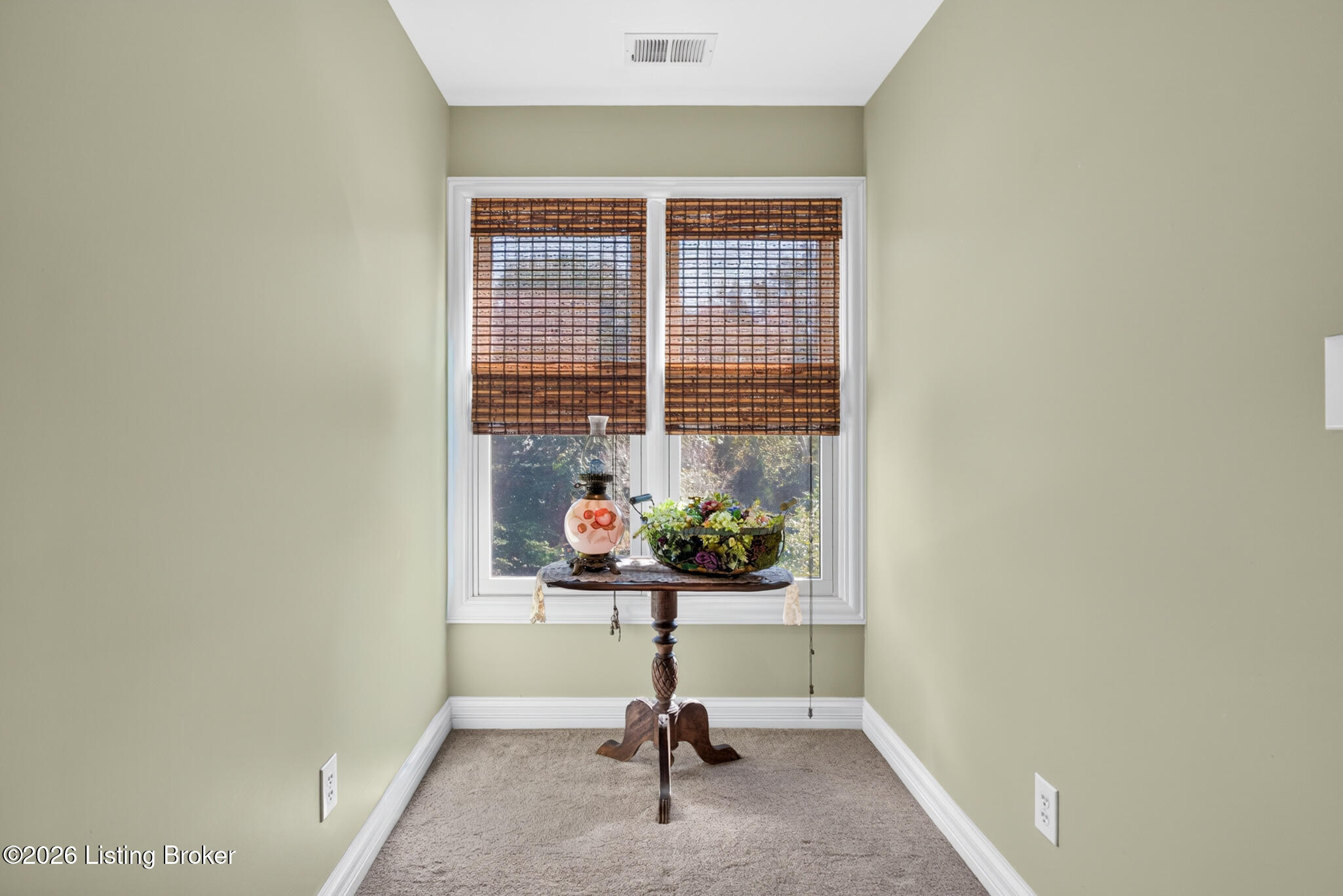 11812 Lakestone Way Property Photo 32
