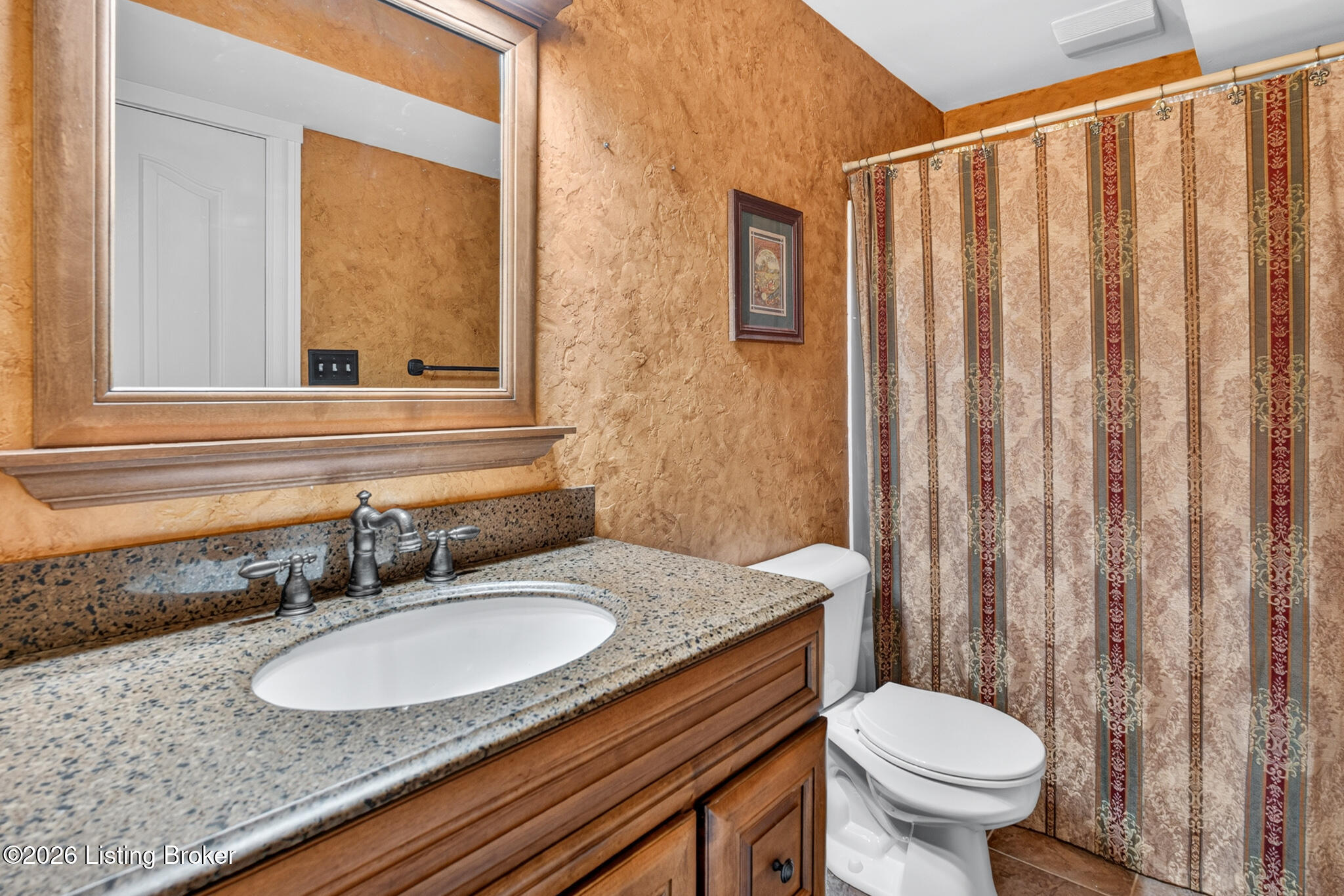 11812 Lakestone Way Property Photo 49