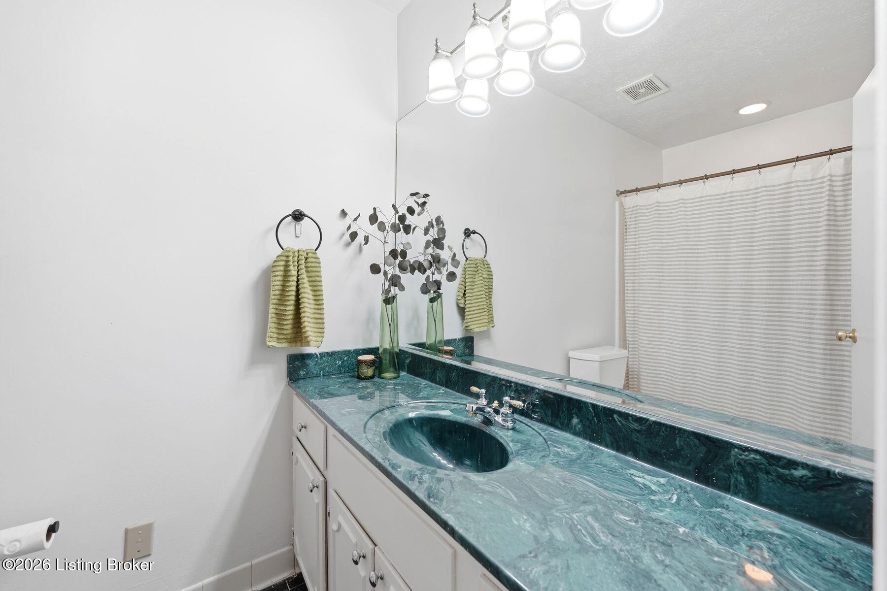408 Taurus Pl Property Photo 12
