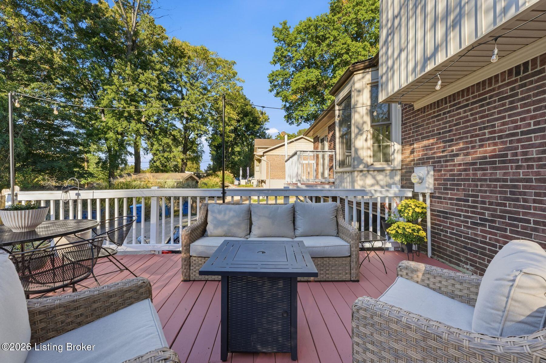 408 Taurus Pl Property Photo 26