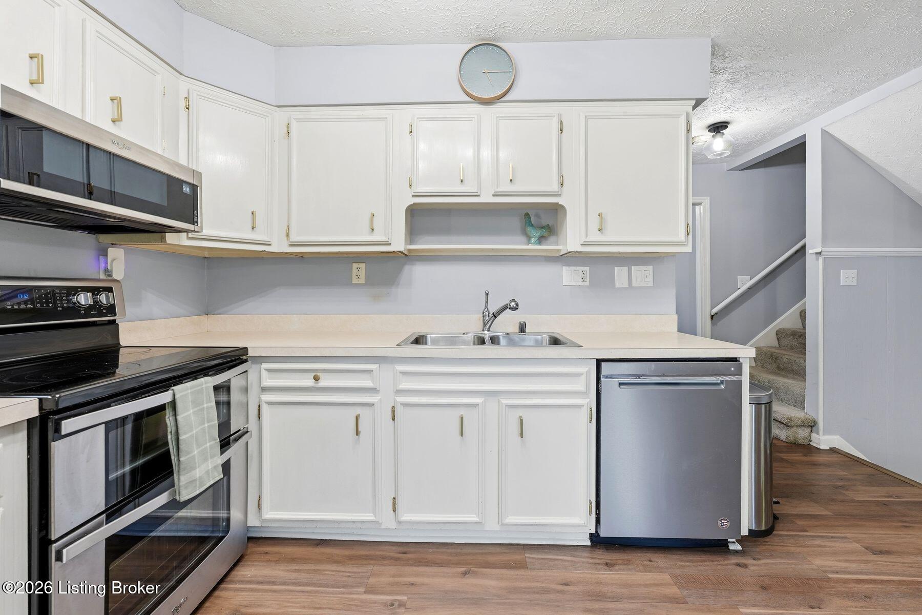 408 Taurus Pl Property Photo 38