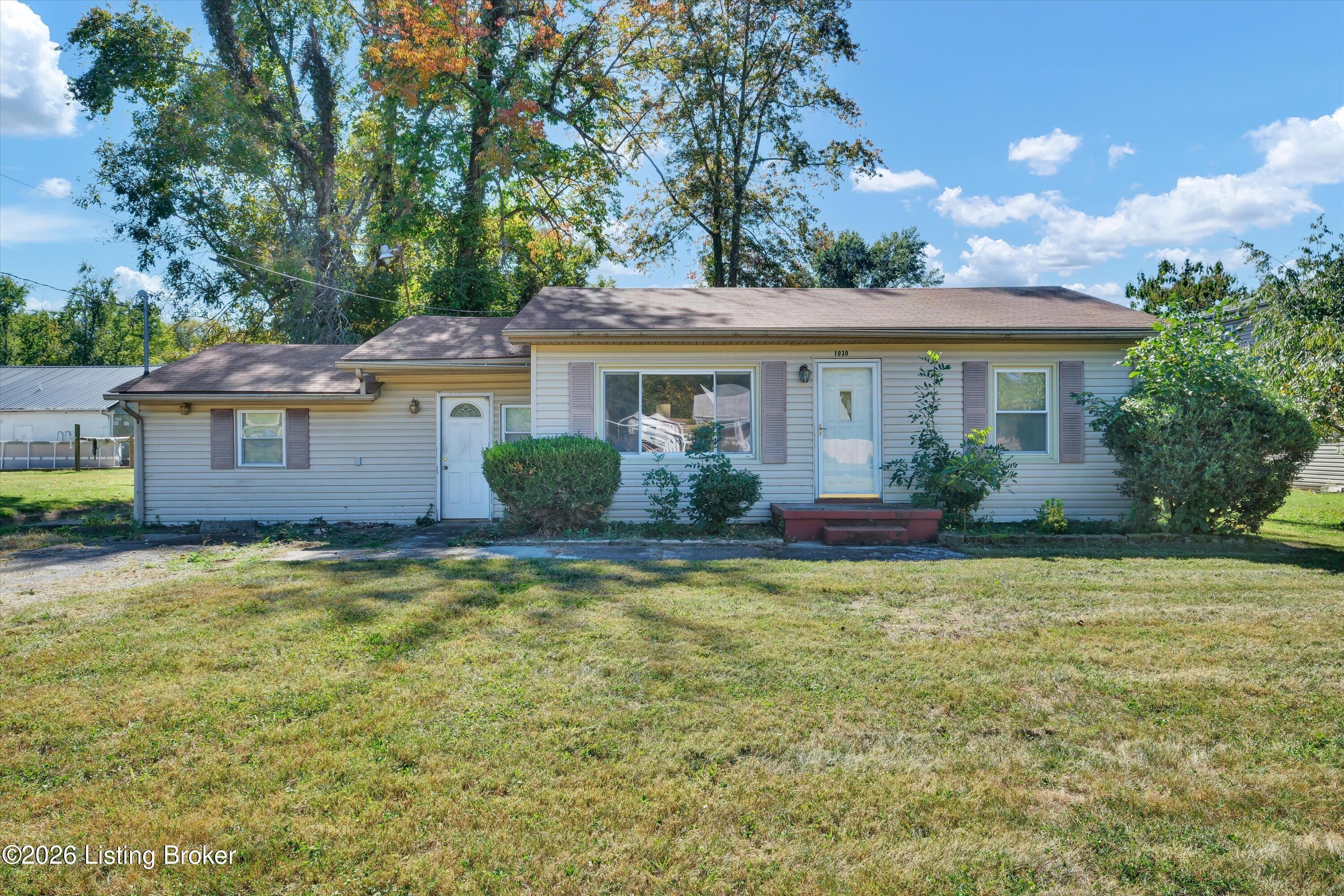 1030 Minor Ln Property Photo 1