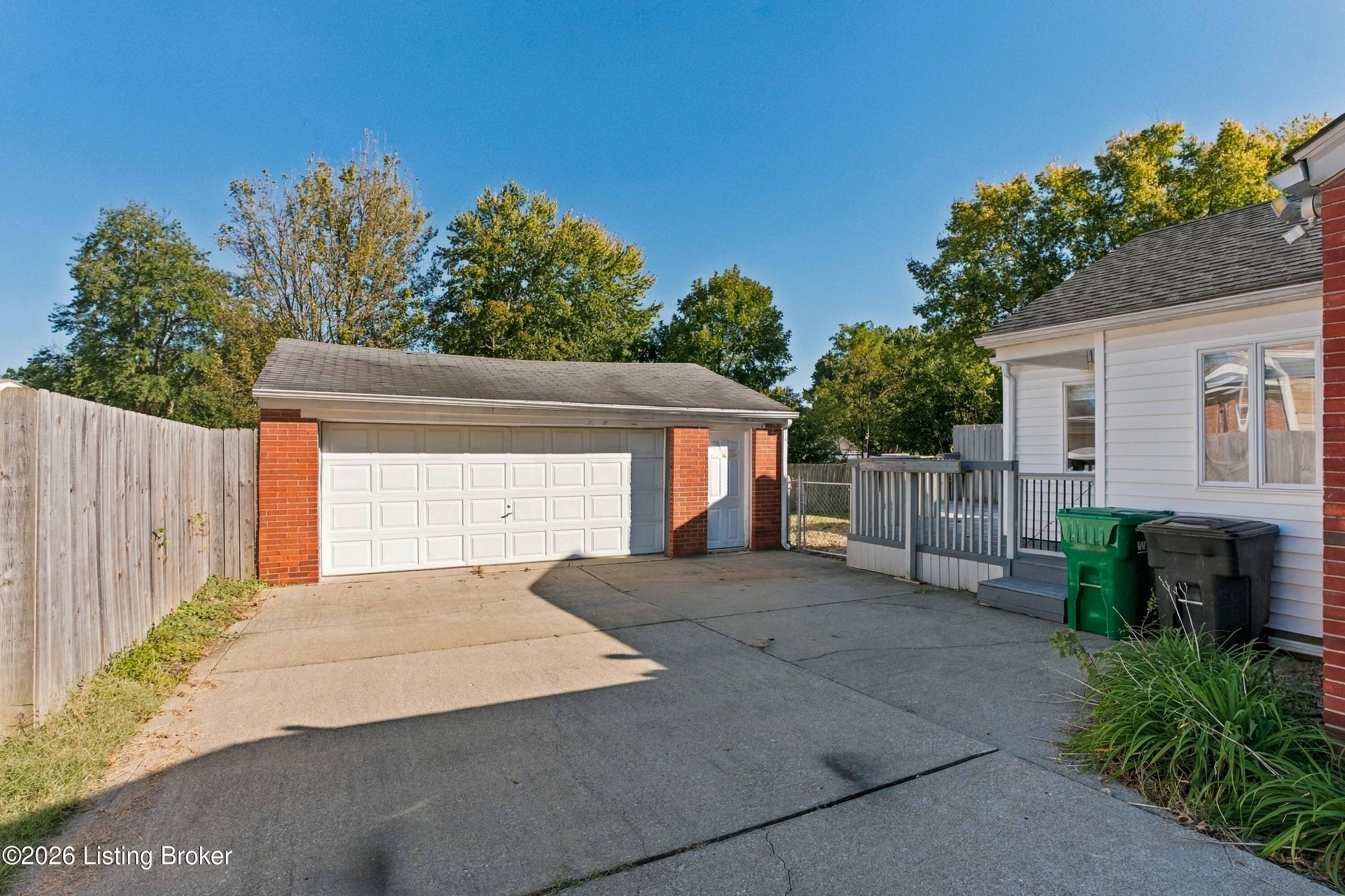 7707 Dingle Dell Rd Property Photo 34