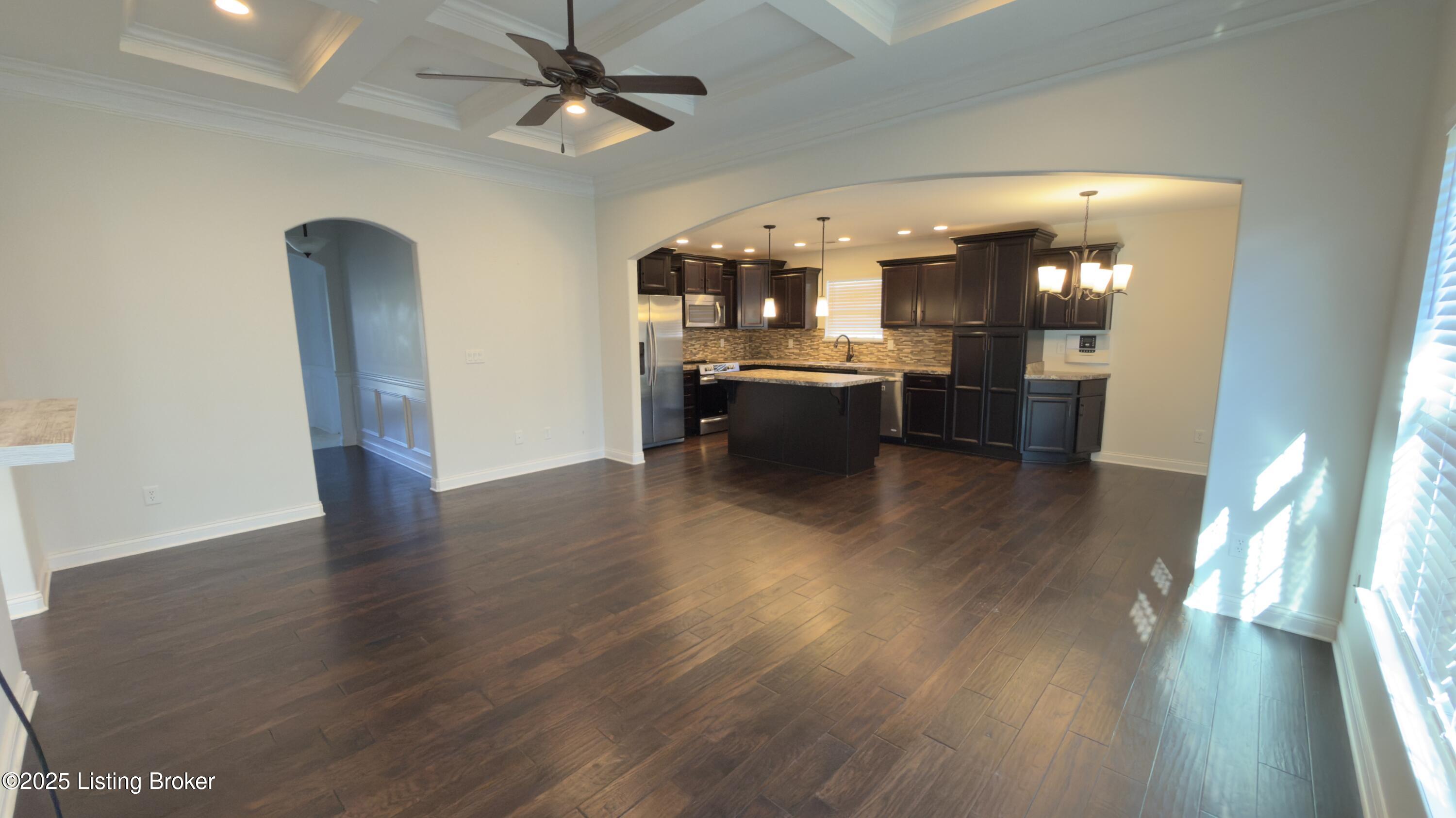 11548 Independence Way Property Photo 3