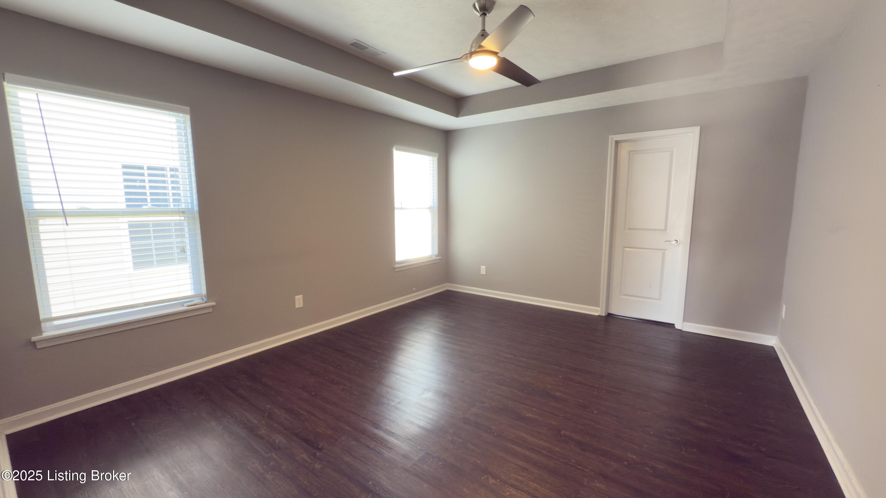 7606 Julia Ave Property Photo 4