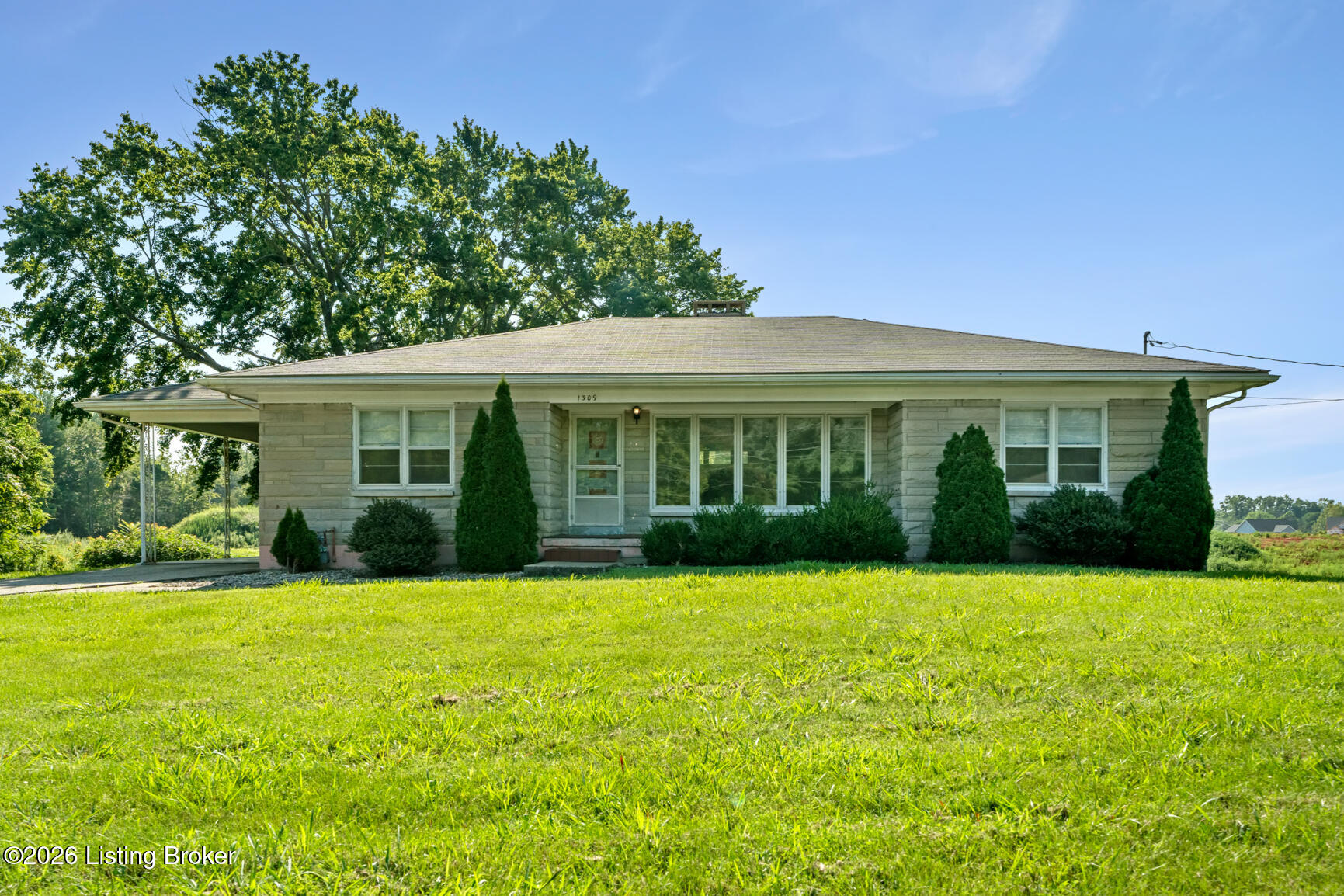 1309 Old State Rd Property Photo 1
