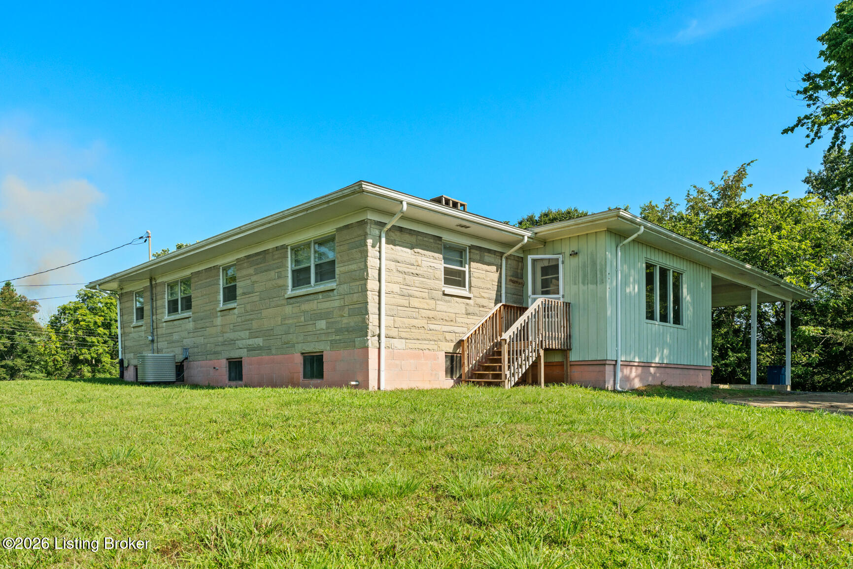 1309 Old State Rd Property Photo 3