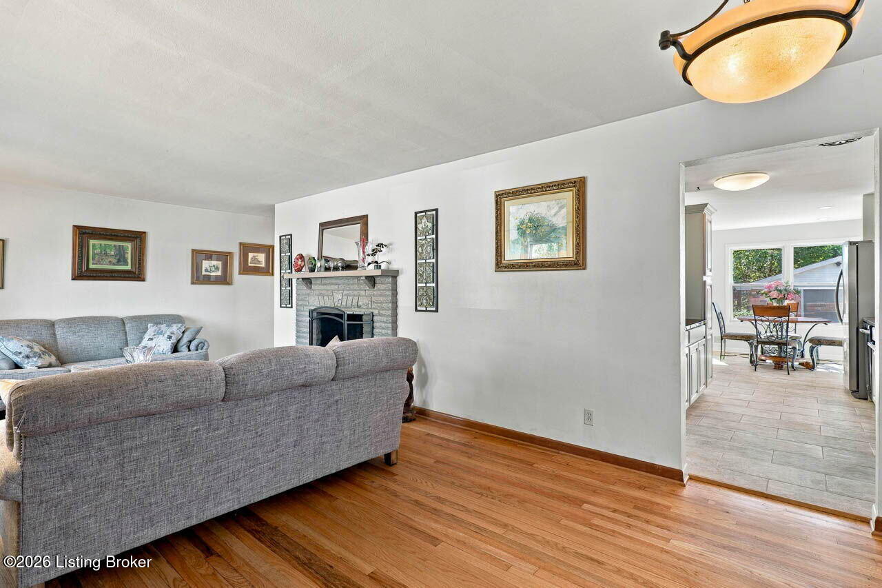 3318 Furman Blvd Property Photo 5