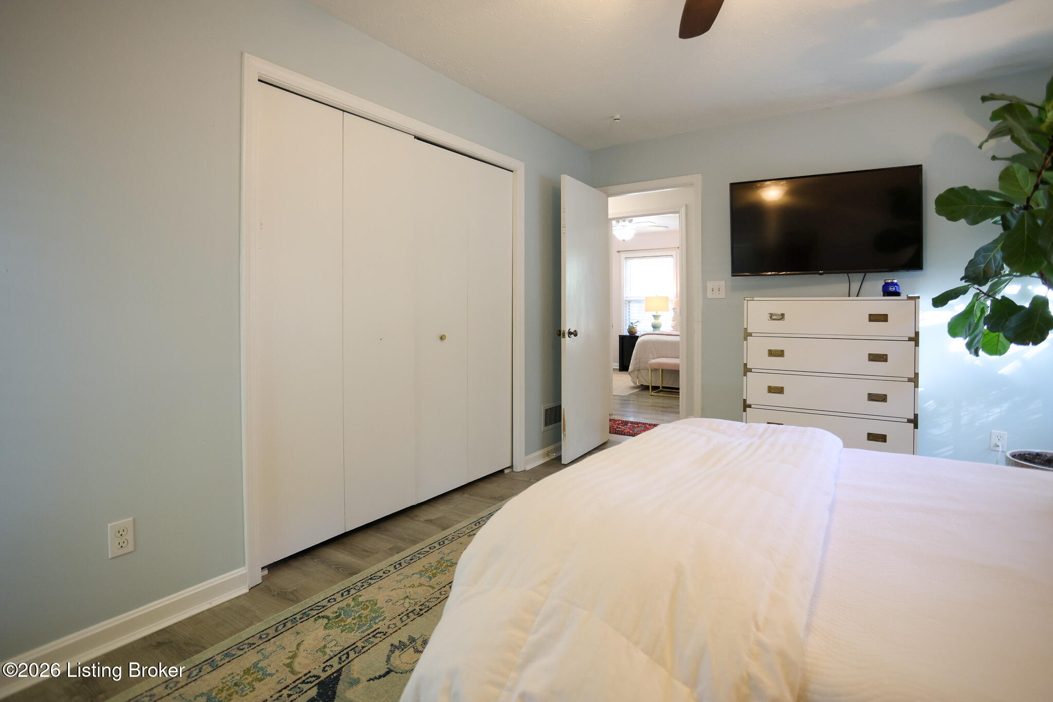 7102 Lydgate Dr Property Photo 16