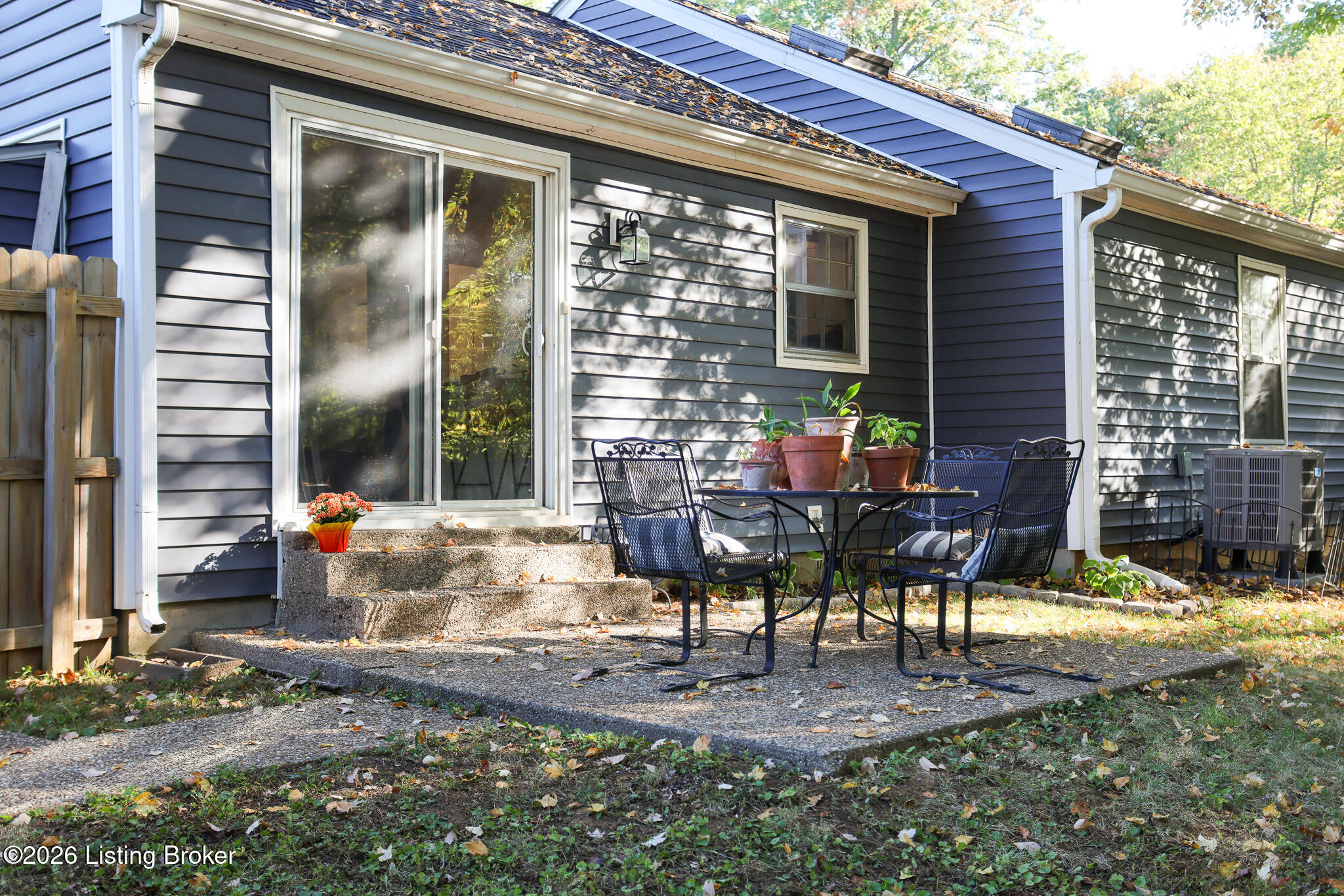 7102 Lydgate Dr Property Photo 26