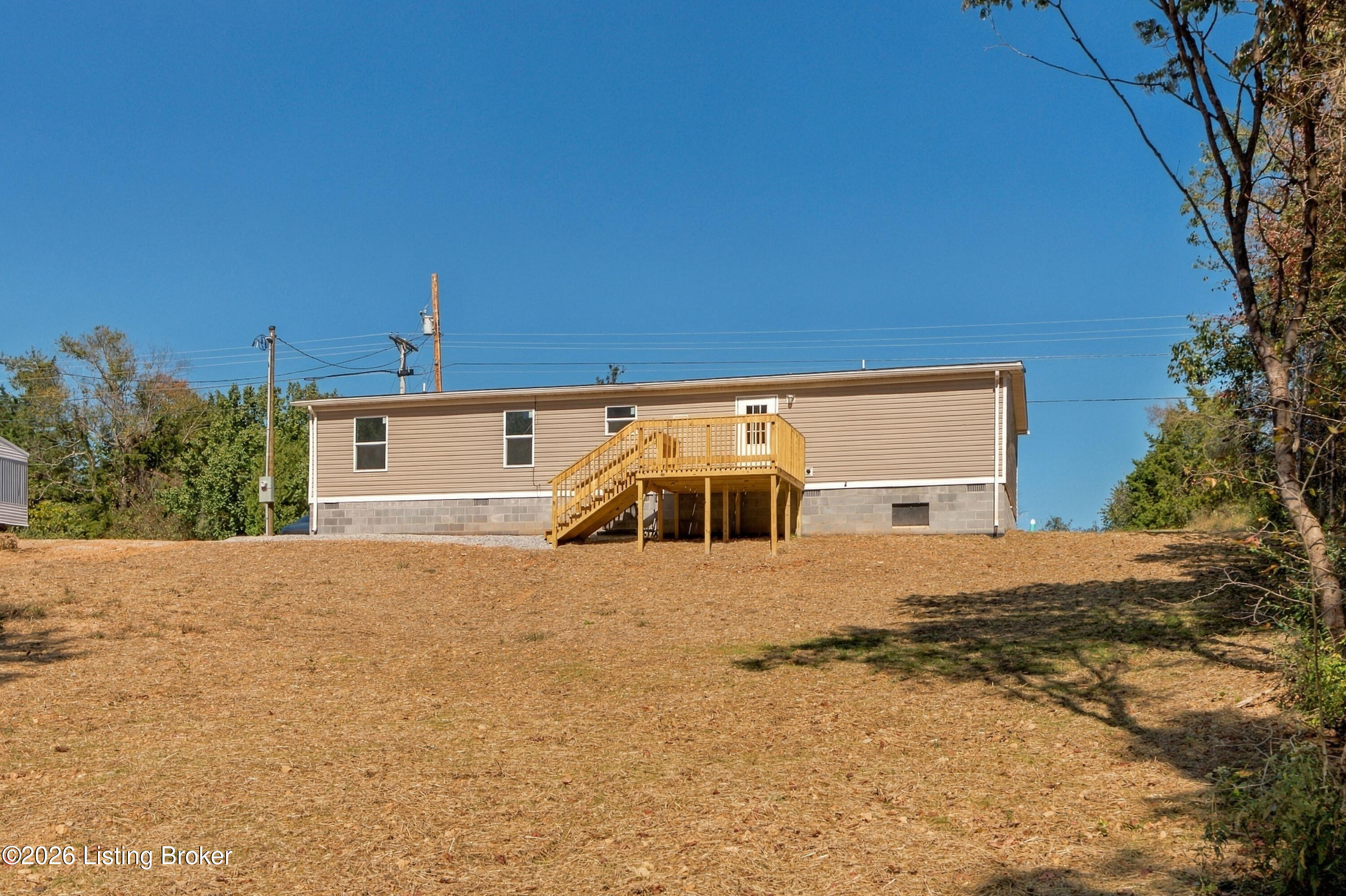 111 Phillips Ln Property Photo 35