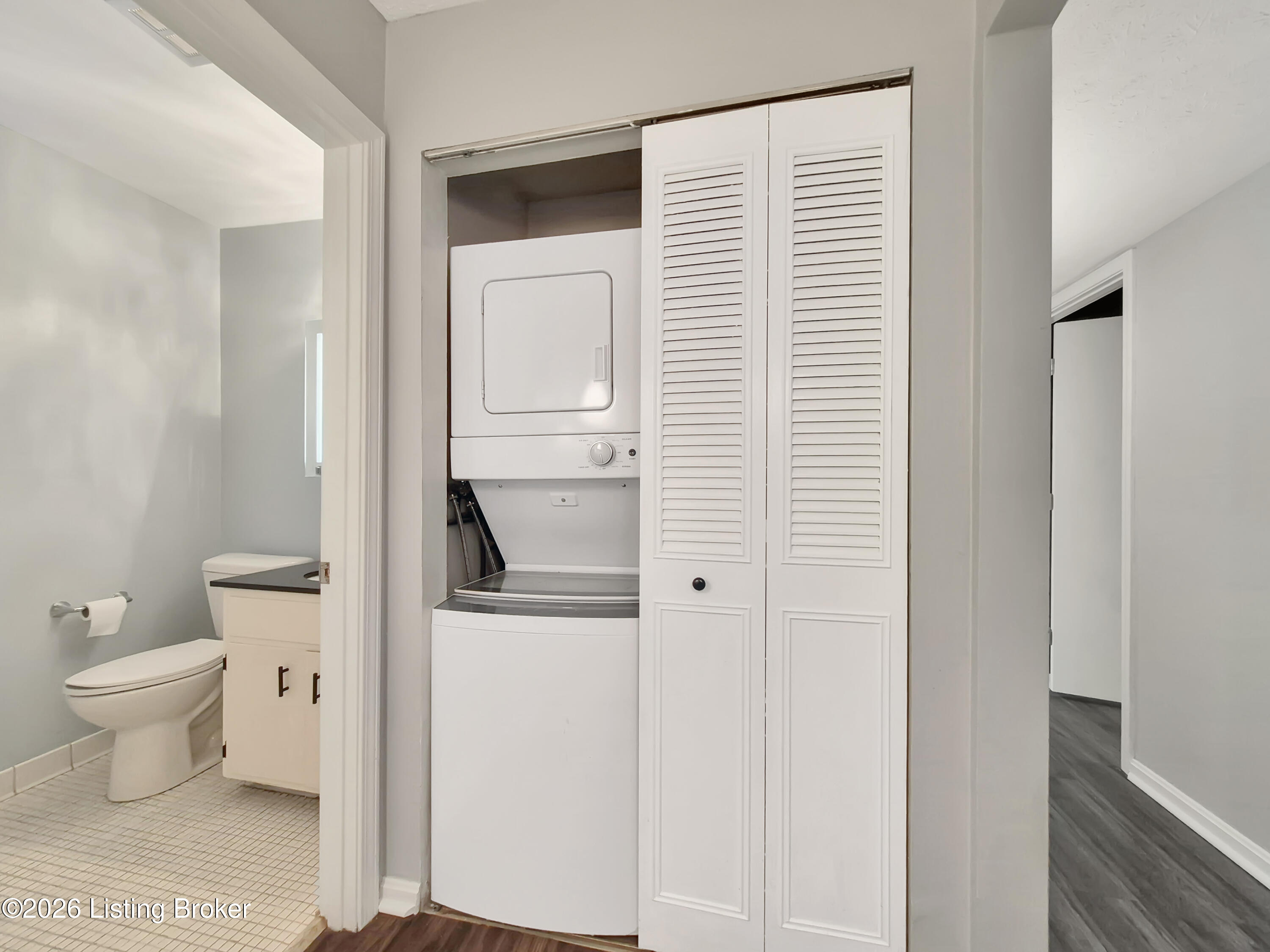 107 Algiers Ct Apt 2 Property Photo 11