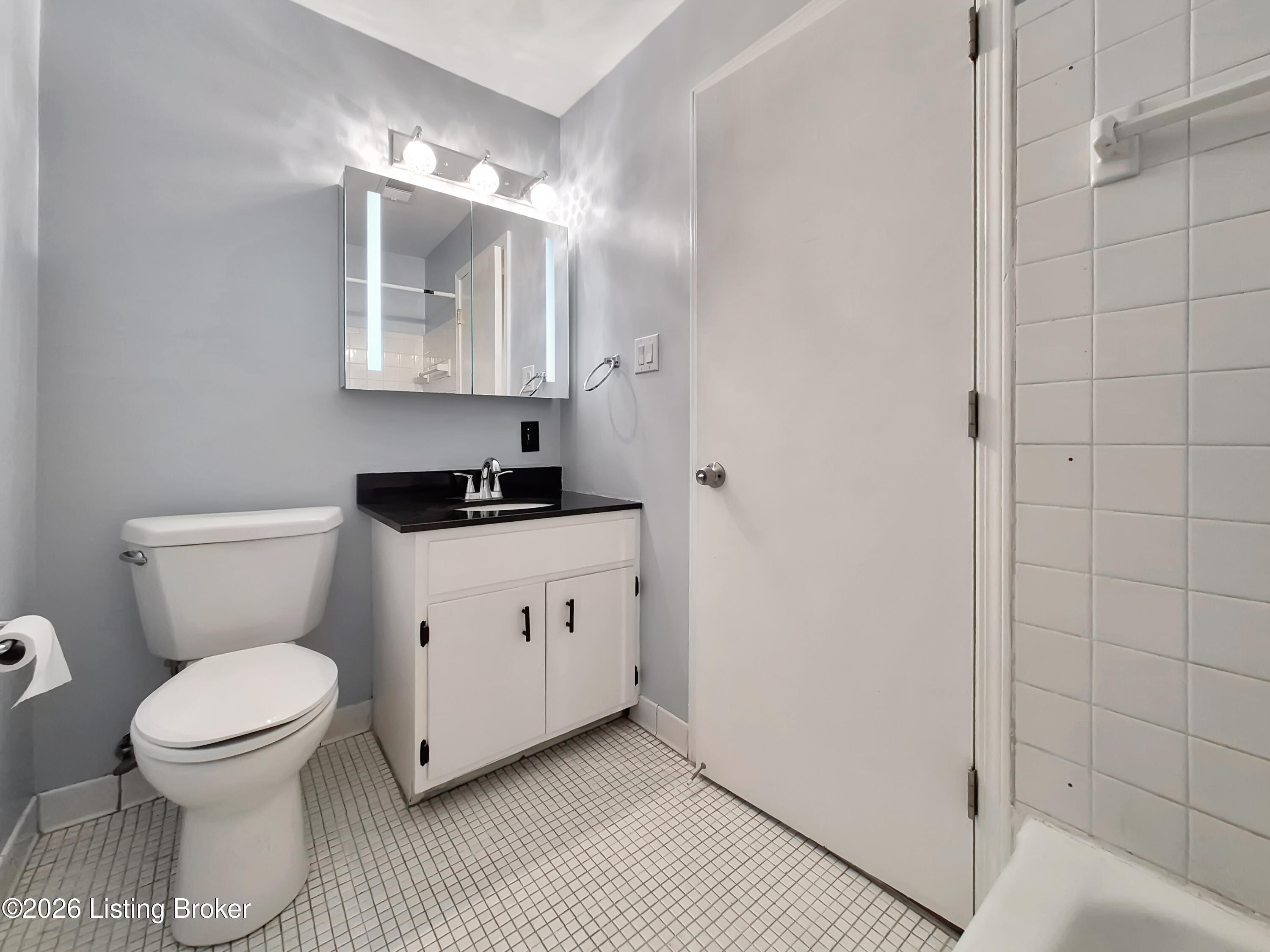 107 Algiers Ct Apt 2 Property Photo 12