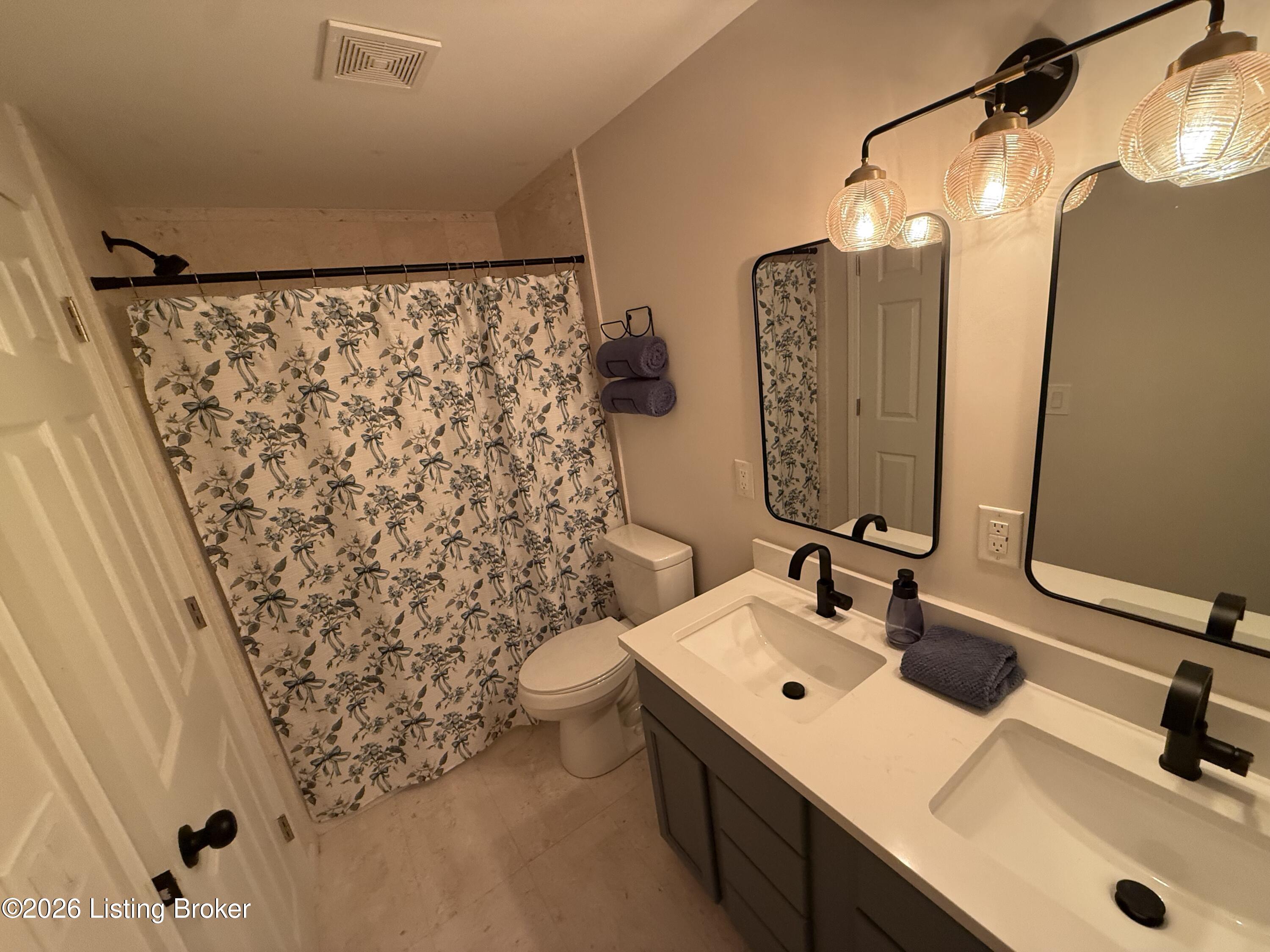 4453 Knob Creek Rd Property Photo 8