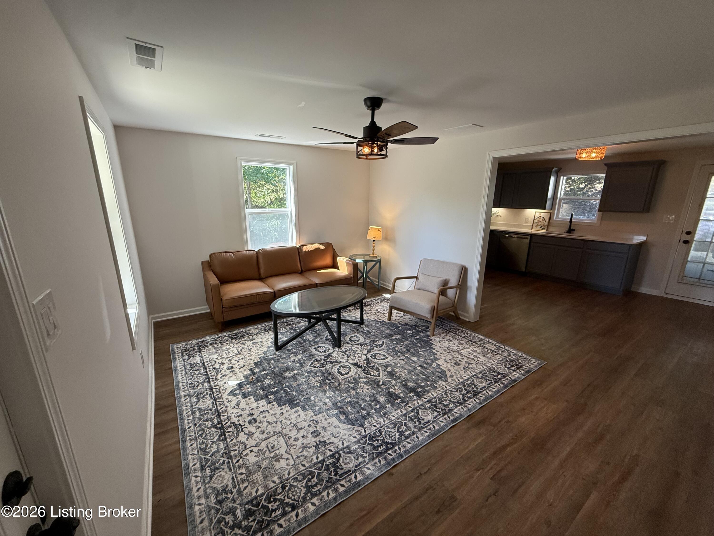 4453 Knob Creek Rd Property Photo 16