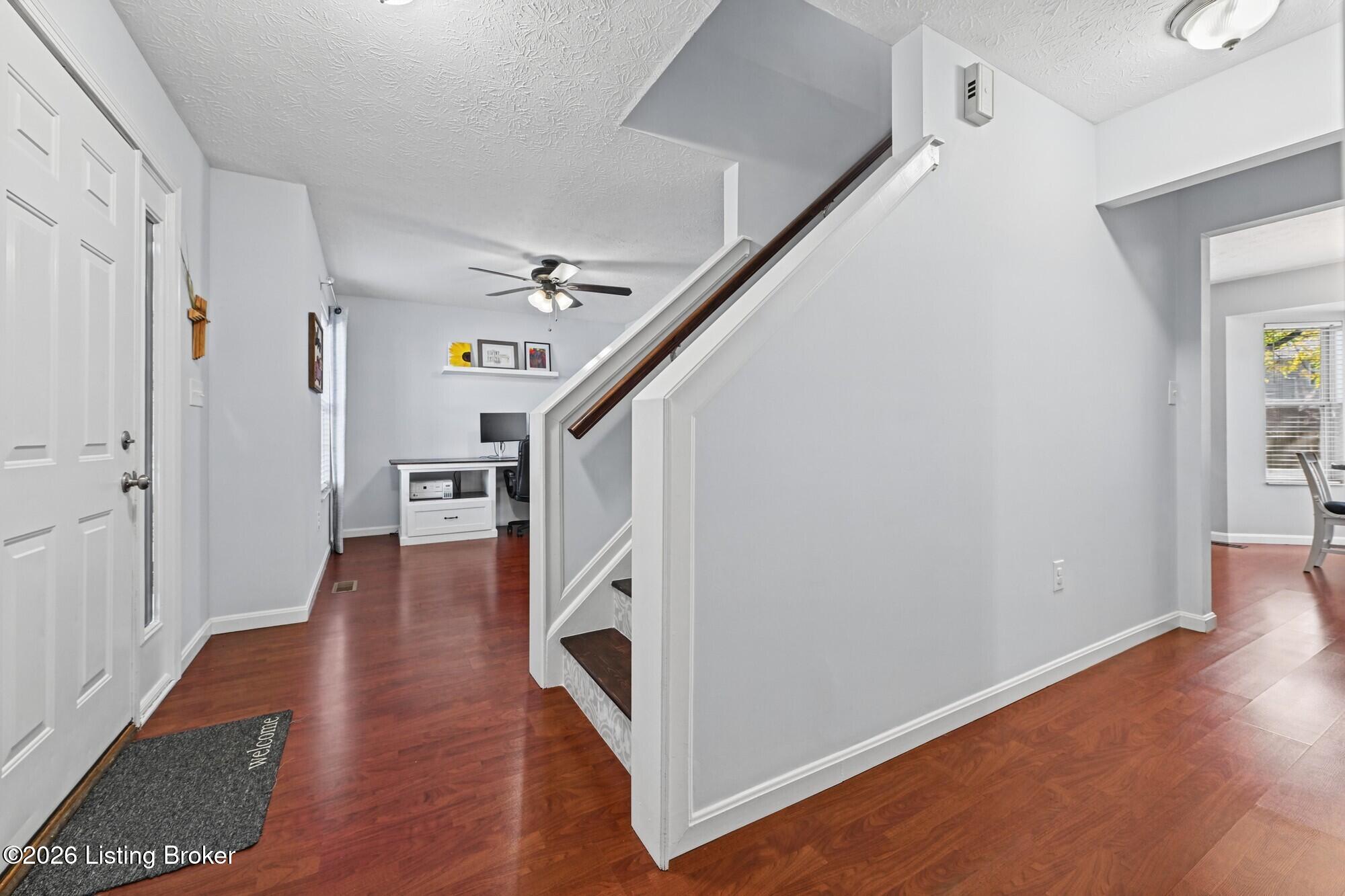 1451 Afton Dr Property Photo 4