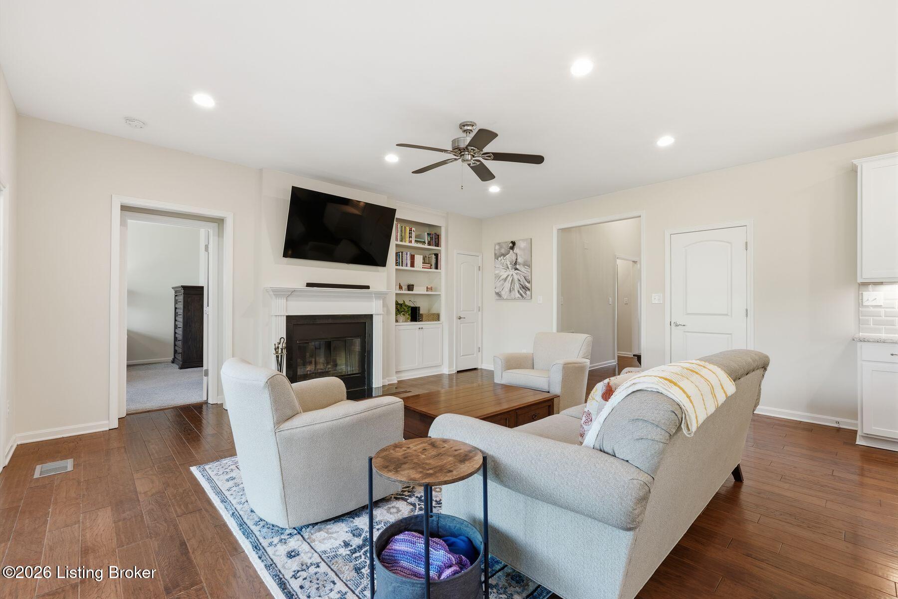 18005 Ellerslie Dr Property Photo 9